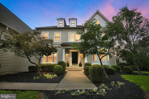 Homes For Sale - 512 Championship Drive<br/> HARLEYSVILLE, PA 19438