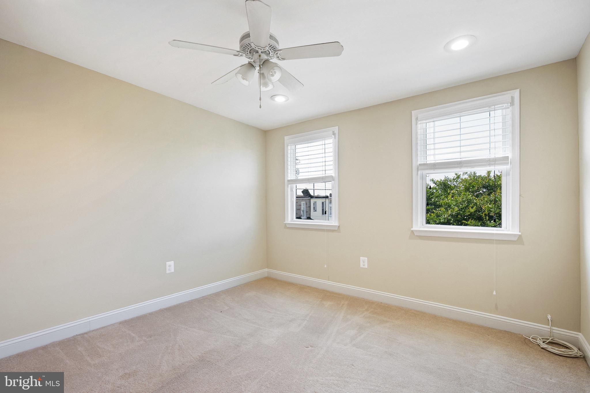 HIGHLAND - Residential Lease