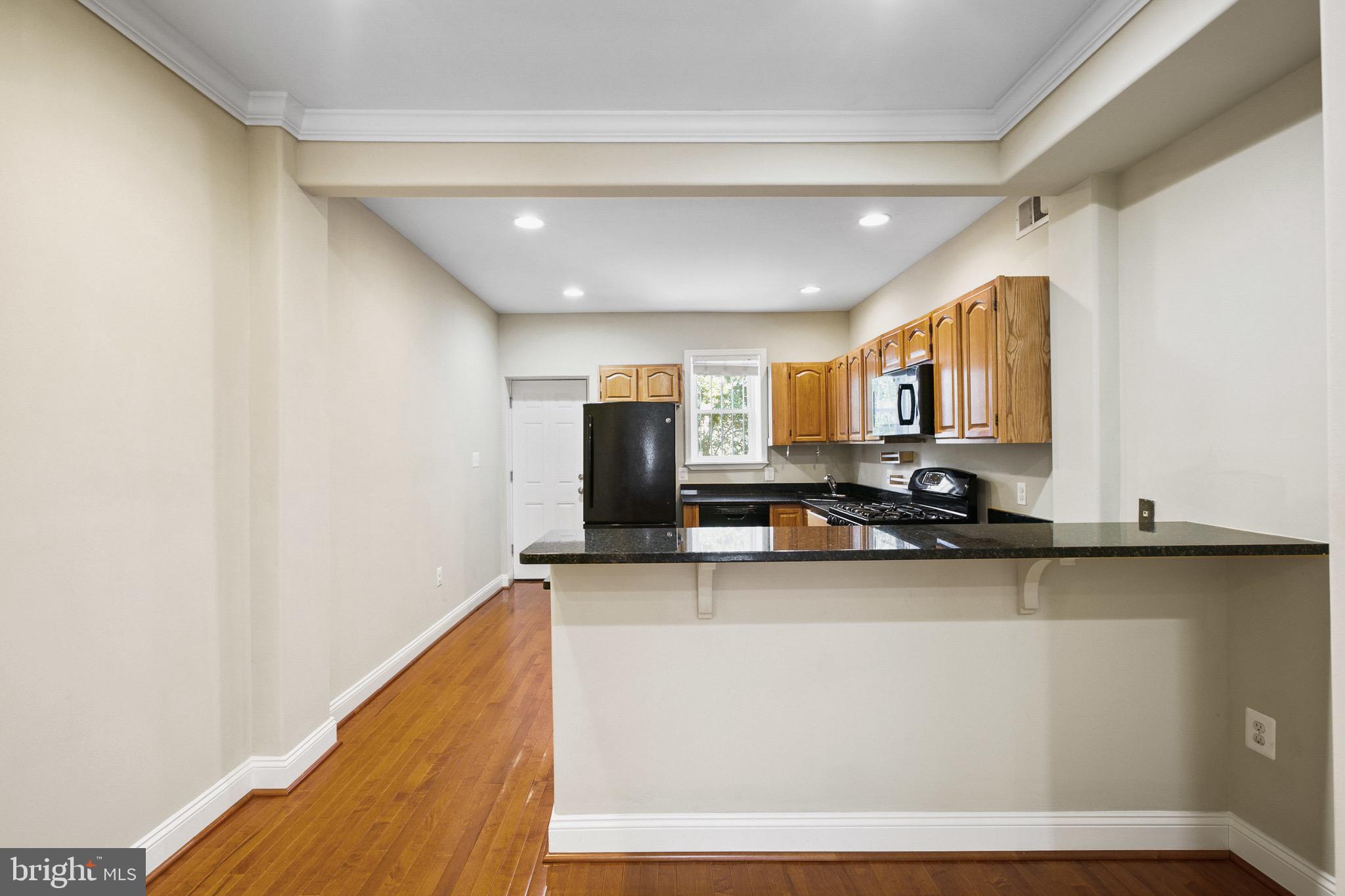 HIGHLAND - Residential Lease