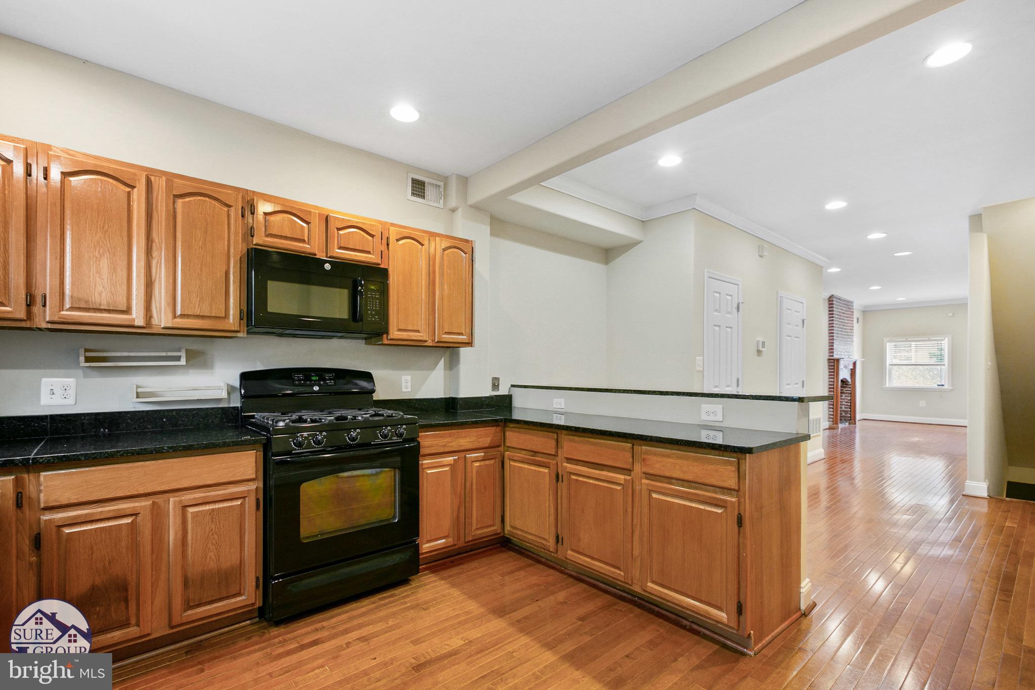 HIGHLAND - Residential Lease