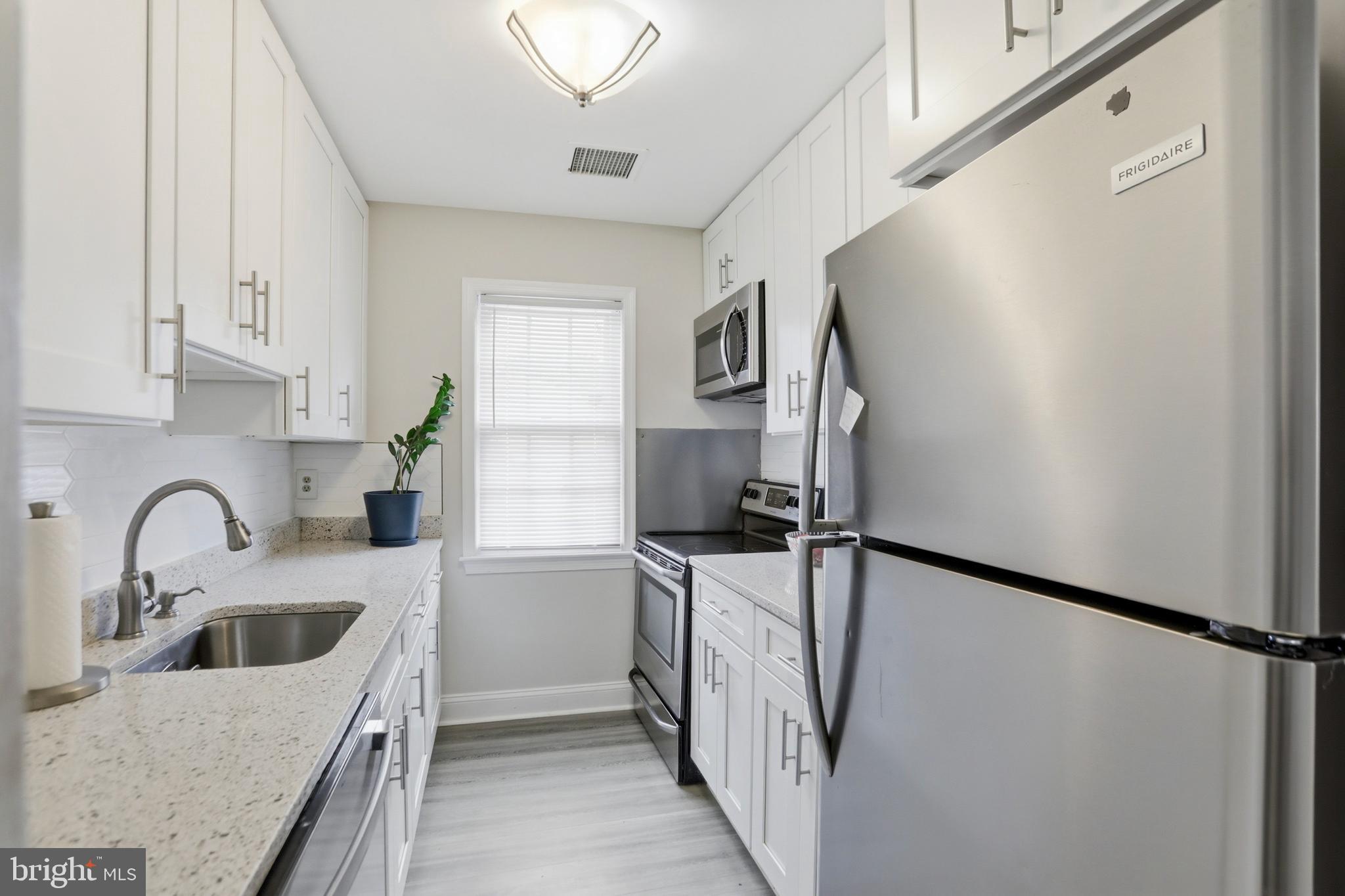 ROCK SPRING - Residential