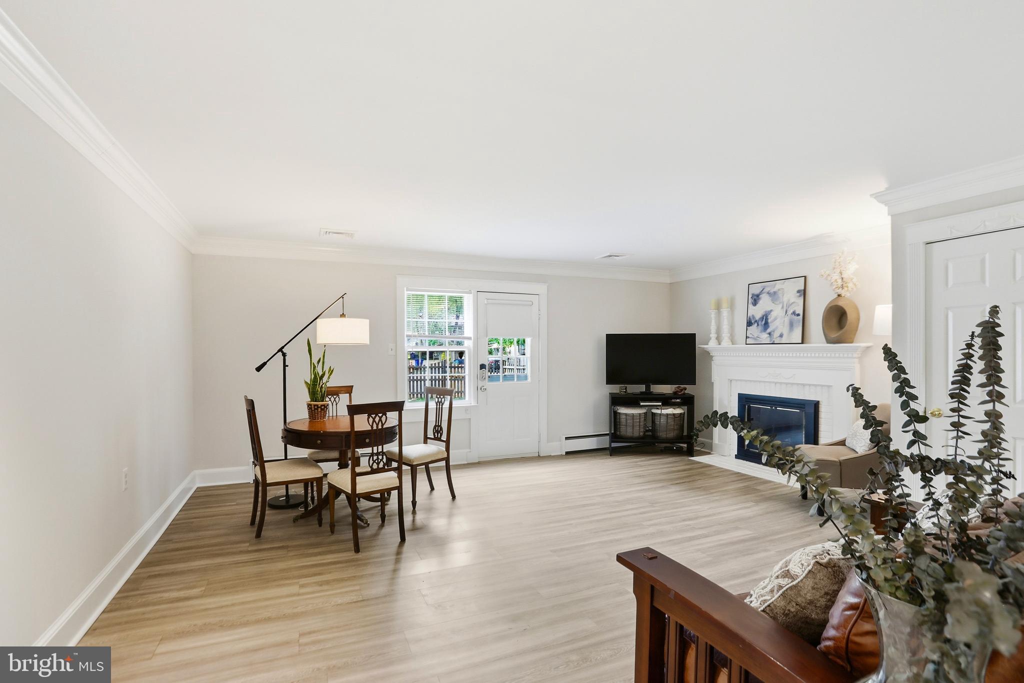 ROCK SPRING - Residential