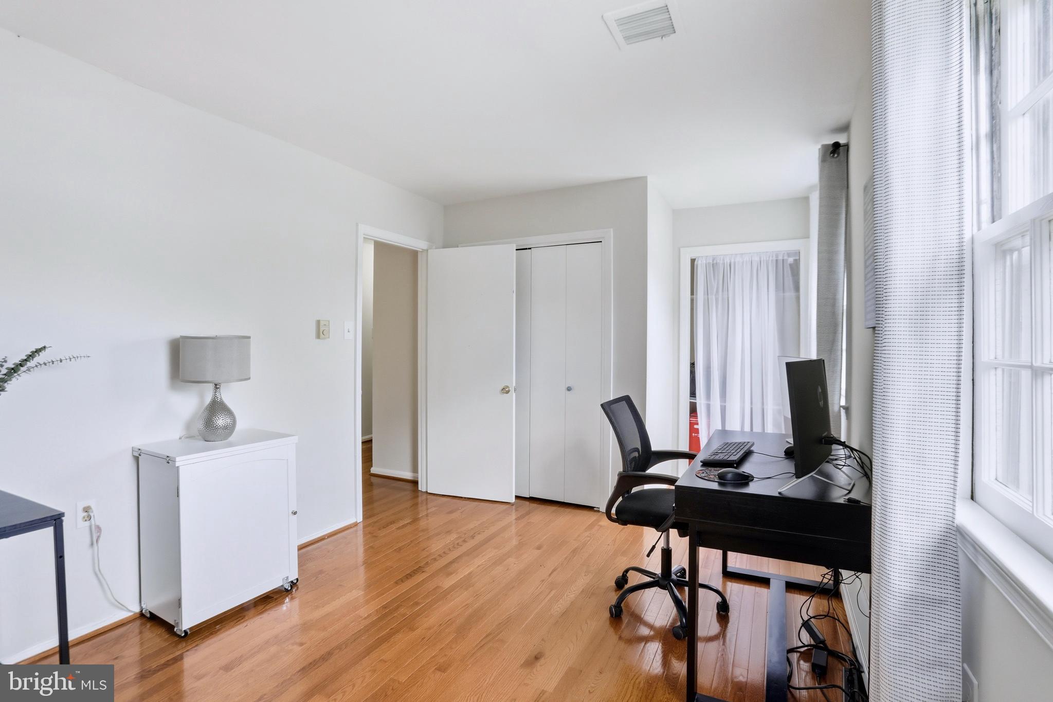 ROCK SPRING - Residential