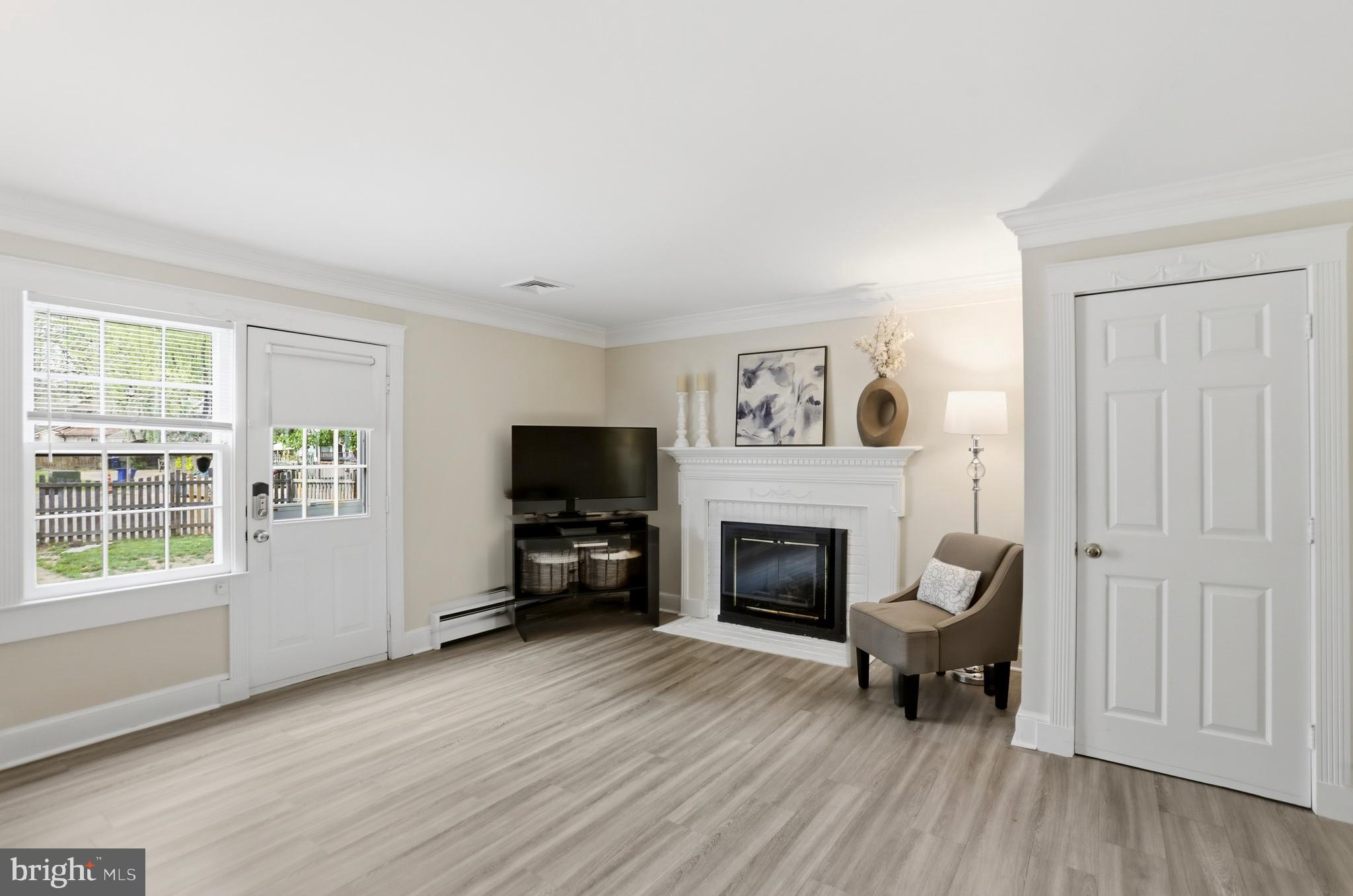 ROCK SPRING - Residential