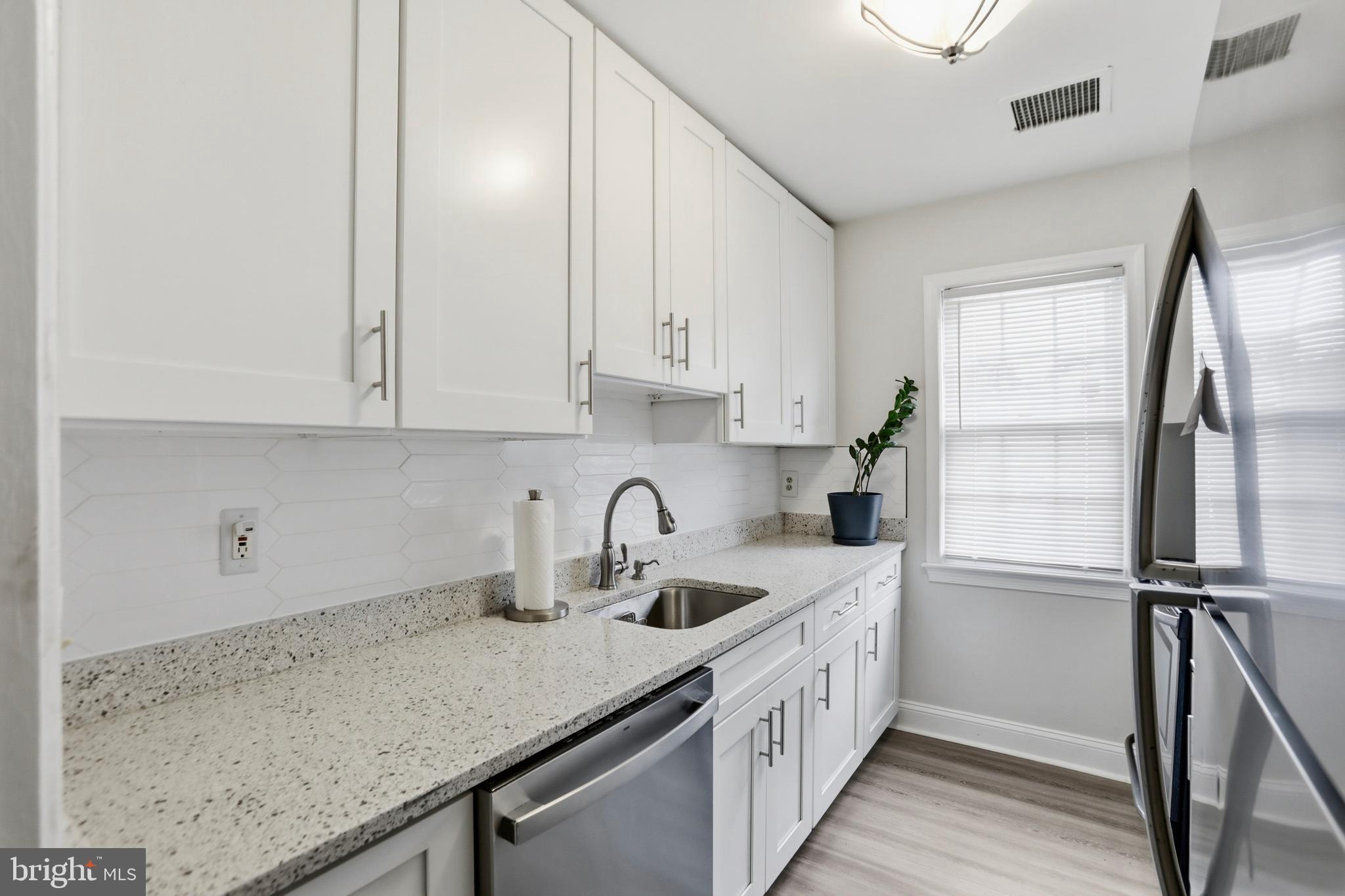 ROCK SPRING - Residential