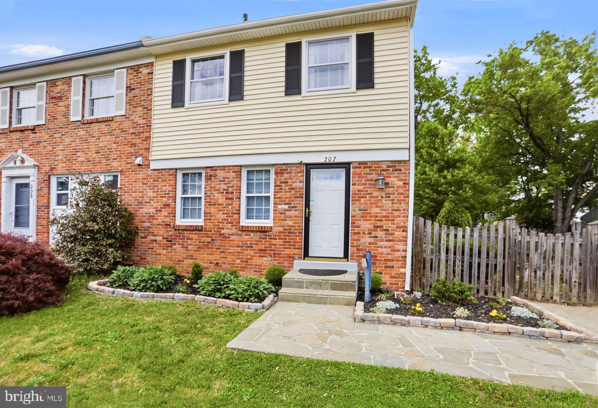 ROCK SPRING - Residential