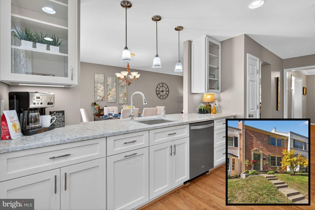 Photo of 5944 Queenston Street, SPRINGFIELD, VA 22152 (MLS # VAFX2269524)