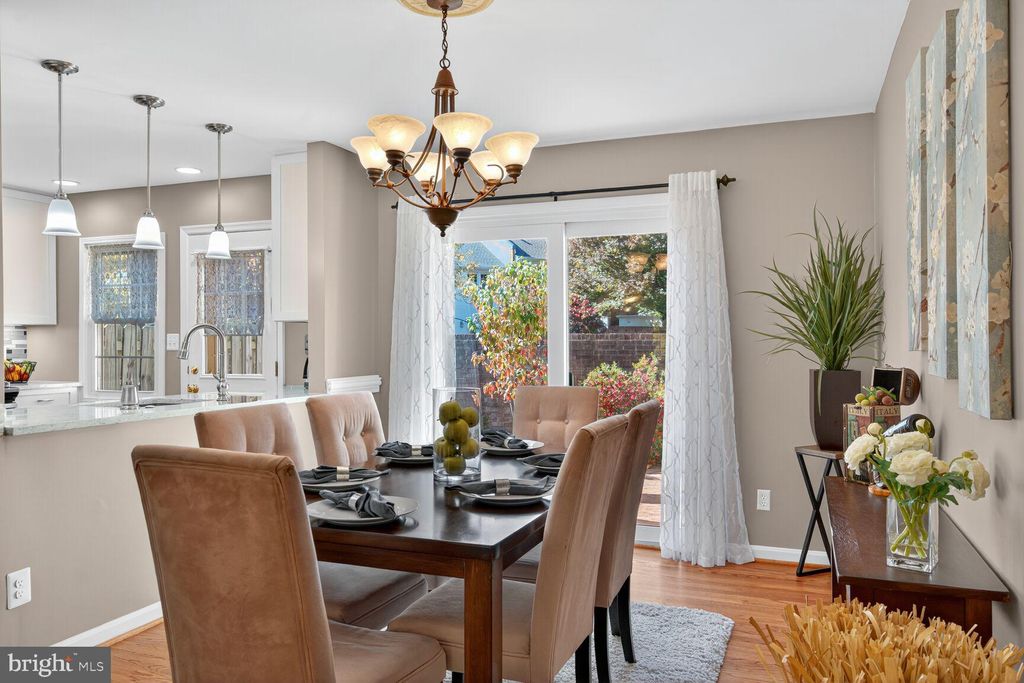 Photo of 5944 Queenston Street, SPRINGFIELD, VA 22152 (MLS # VAFX2269524)