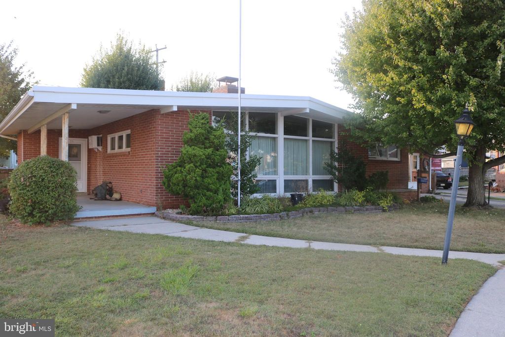 Photo of 23 Young Circle, HANOVER, PA 17331 (MLS # PAYK2090274)