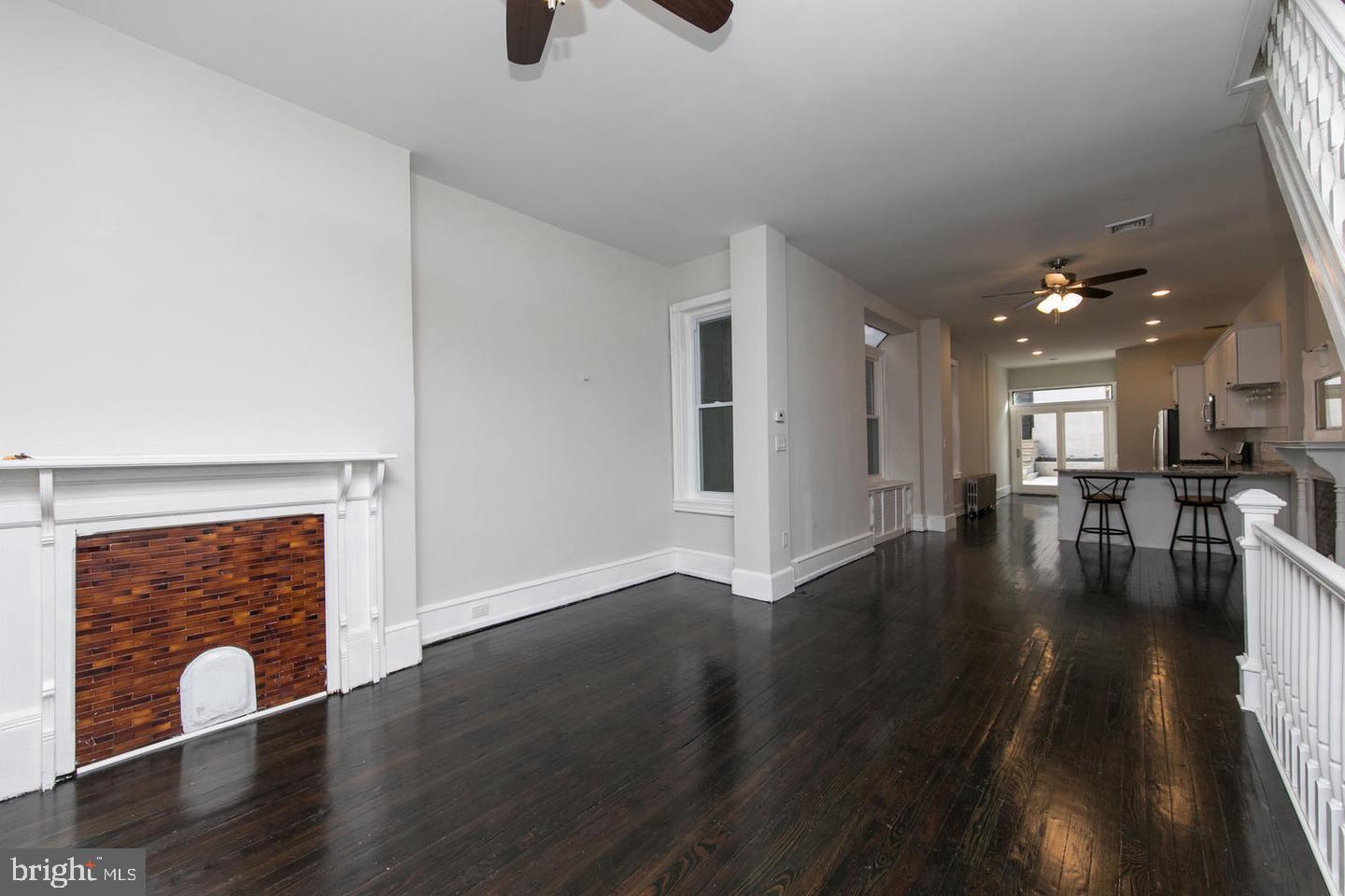 FAIRMOUNT - Residential Lease