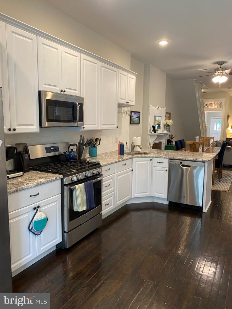 FAIRMOUNT - Residential Lease