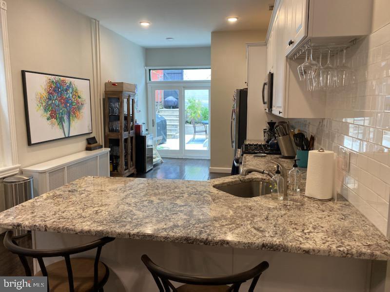 FAIRMOUNT - Residential Lease