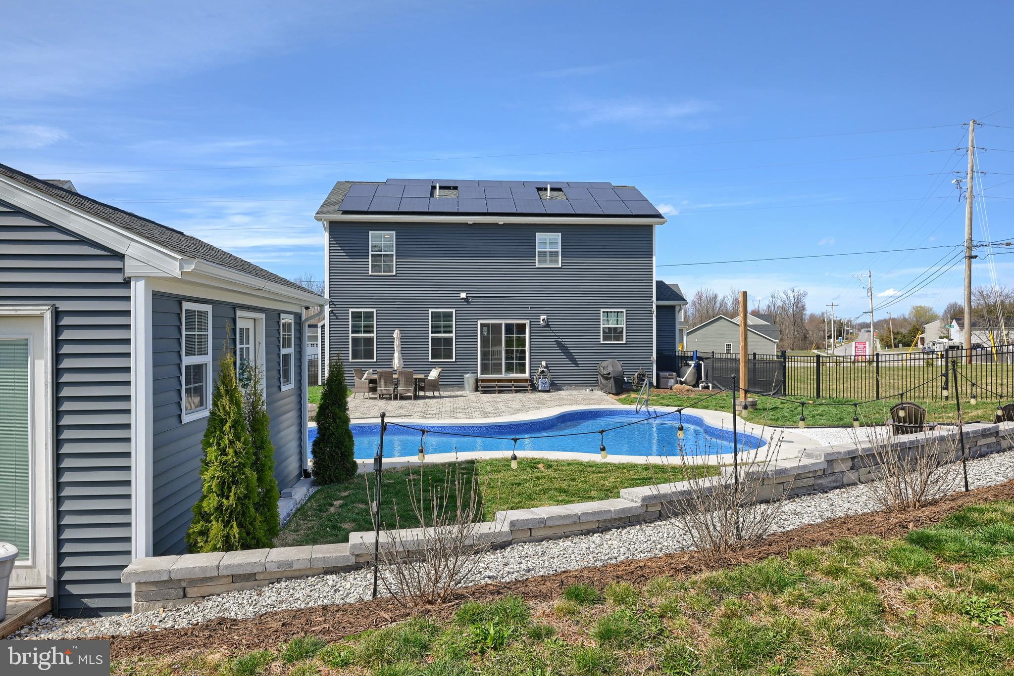 6 LOBELL ROAD