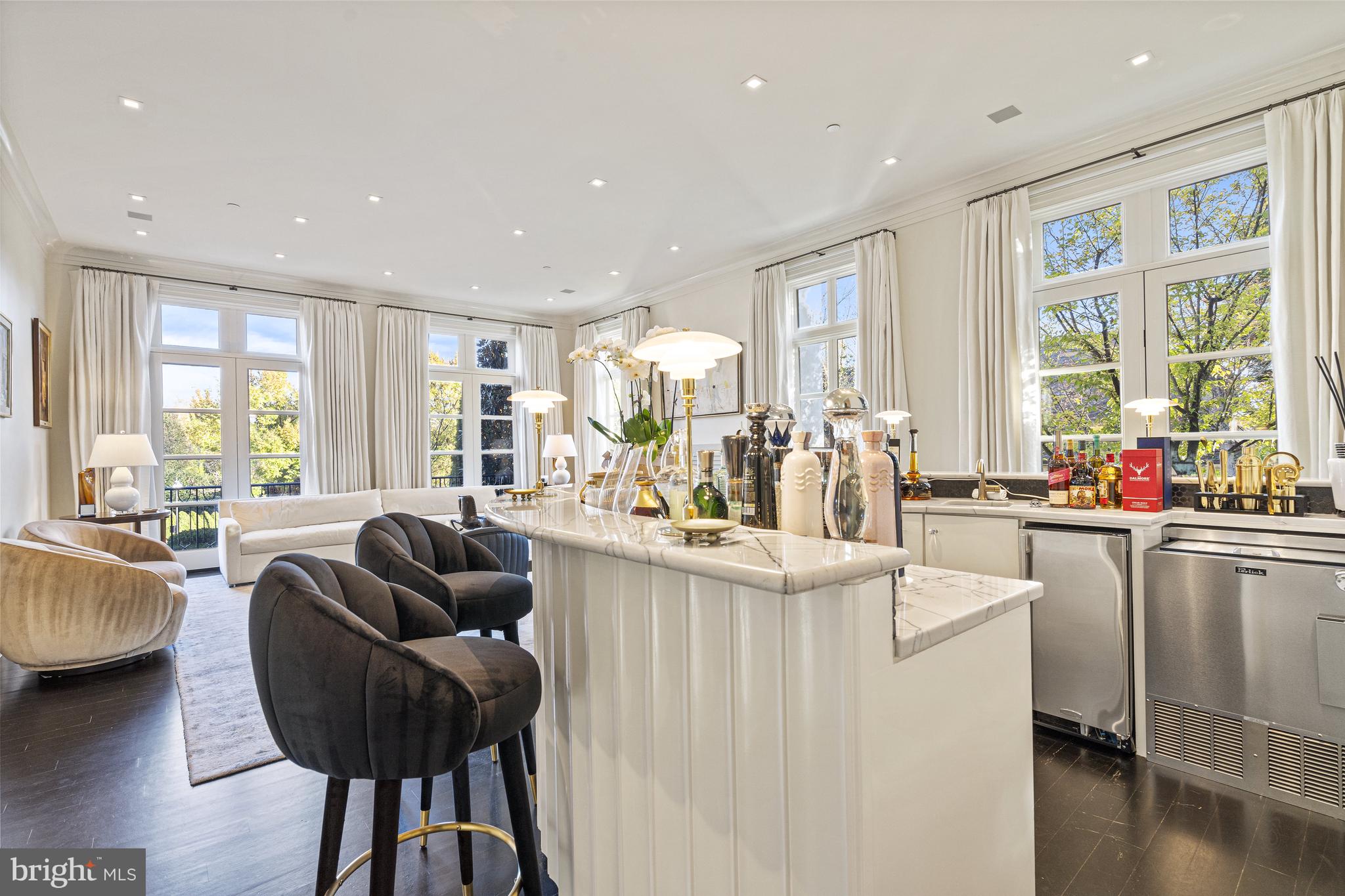 PHILLIPS PARK - Residential