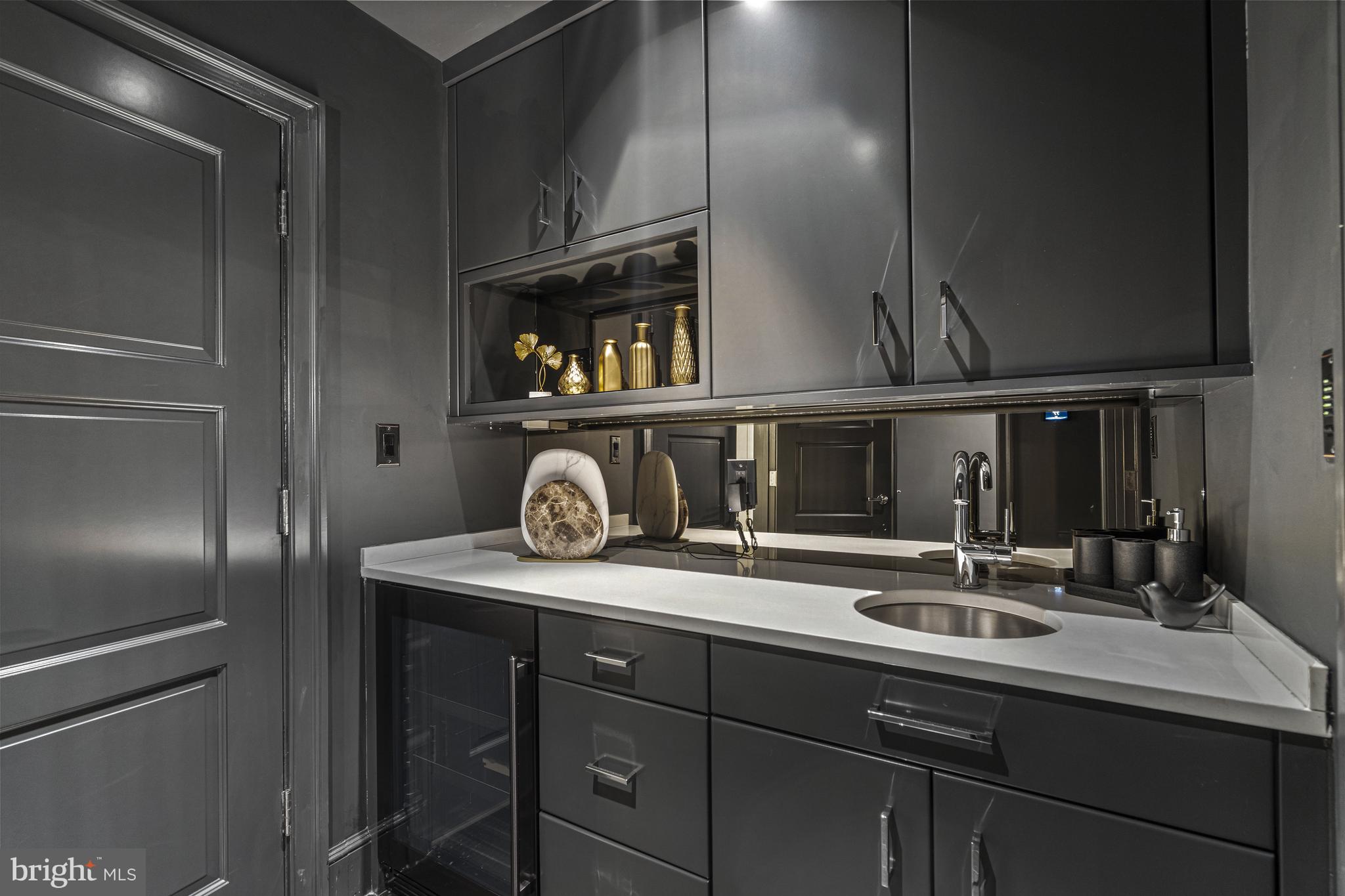 PHILLIPS PARK - Residential