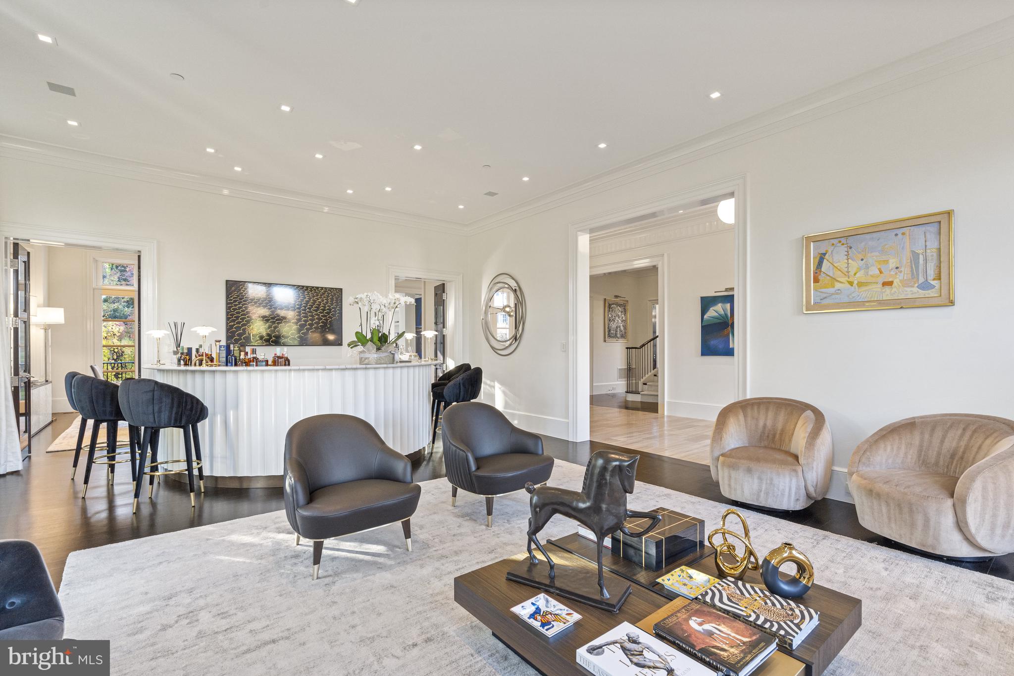 PHILLIPS PARK - Residential