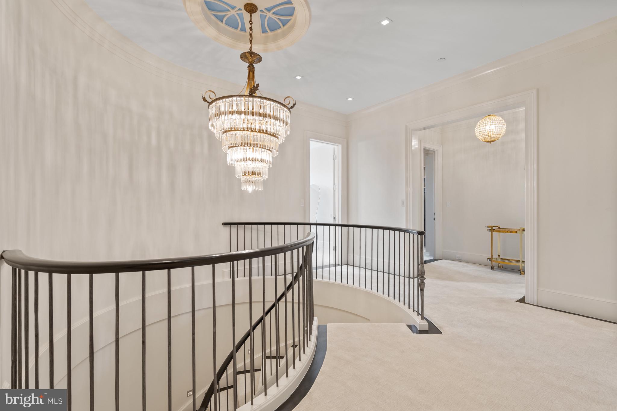 PHILLIPS PARK - Residential