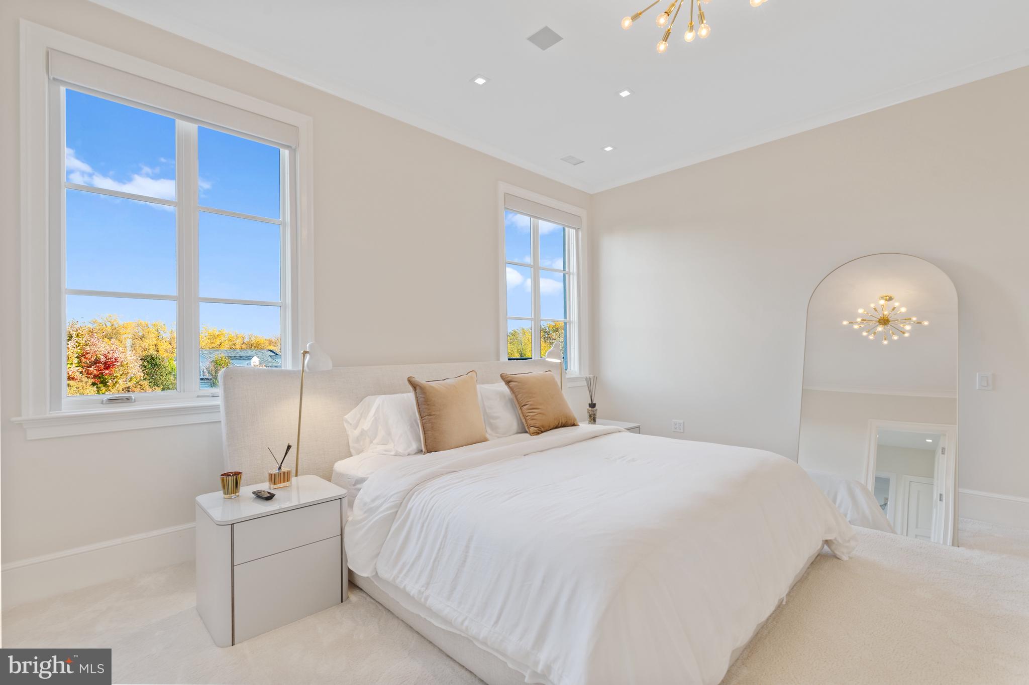 PHILLIPS PARK - Residential