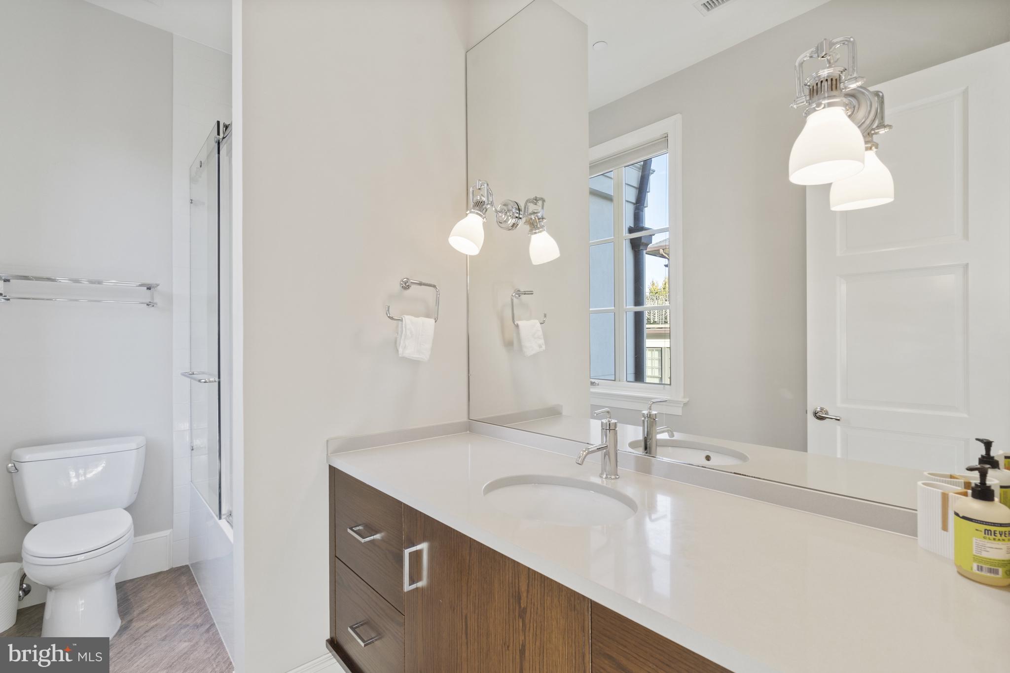 PHILLIPS PARK - Residential