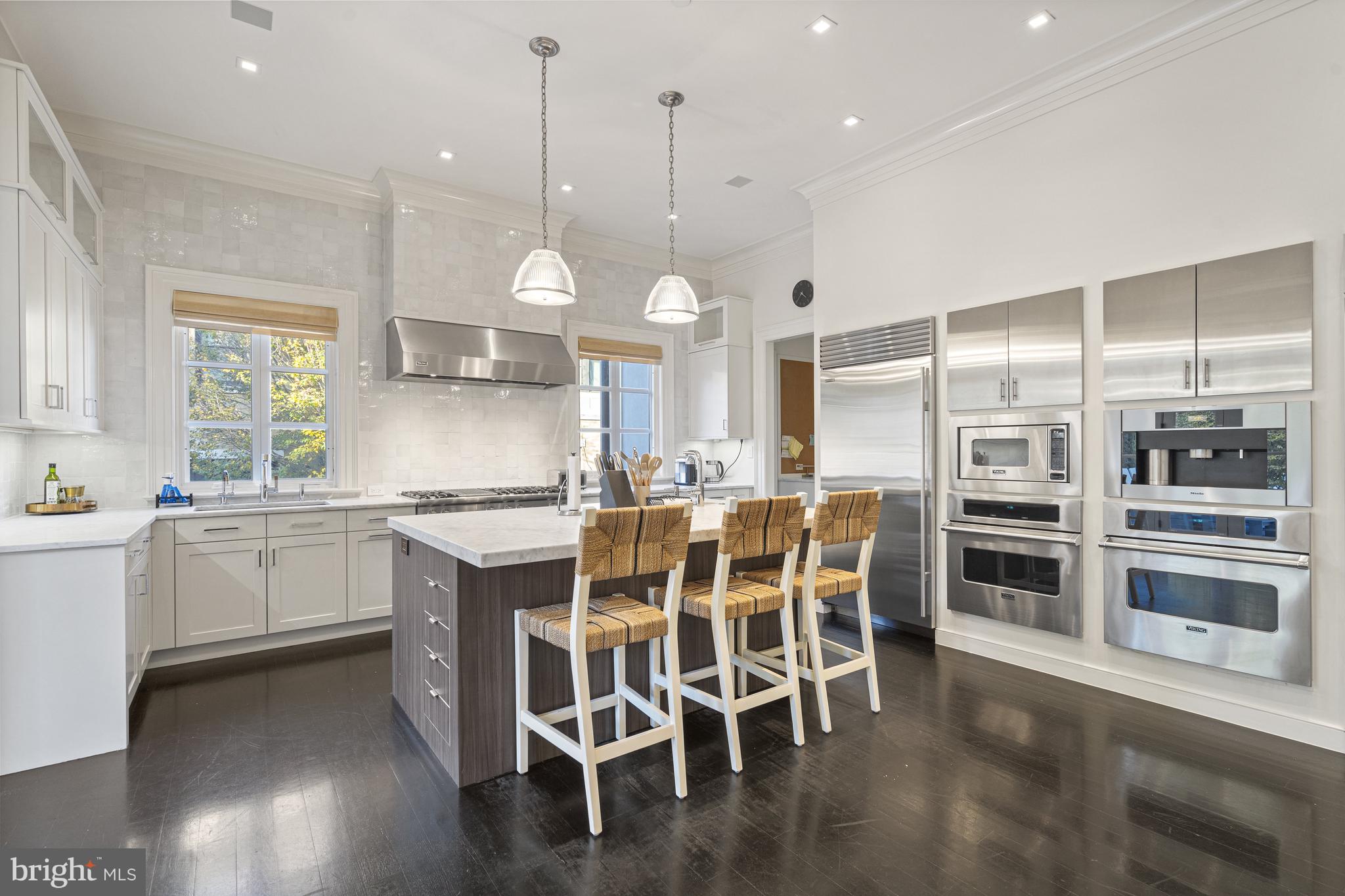 PHILLIPS PARK - Residential