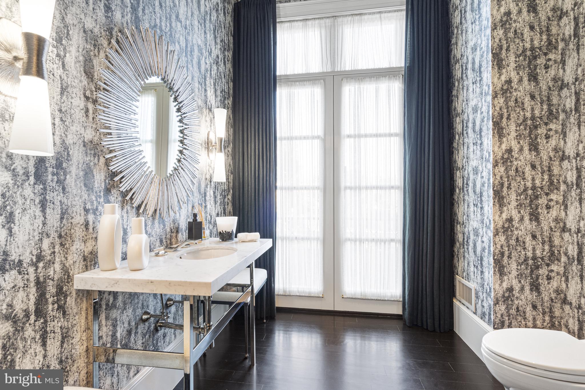 PHILLIPS PARK - Residential