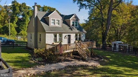 Photo of 11217 Arbutus Avenue, KINGSVILLE, MD 21087 (MLS # MDBC2179462)