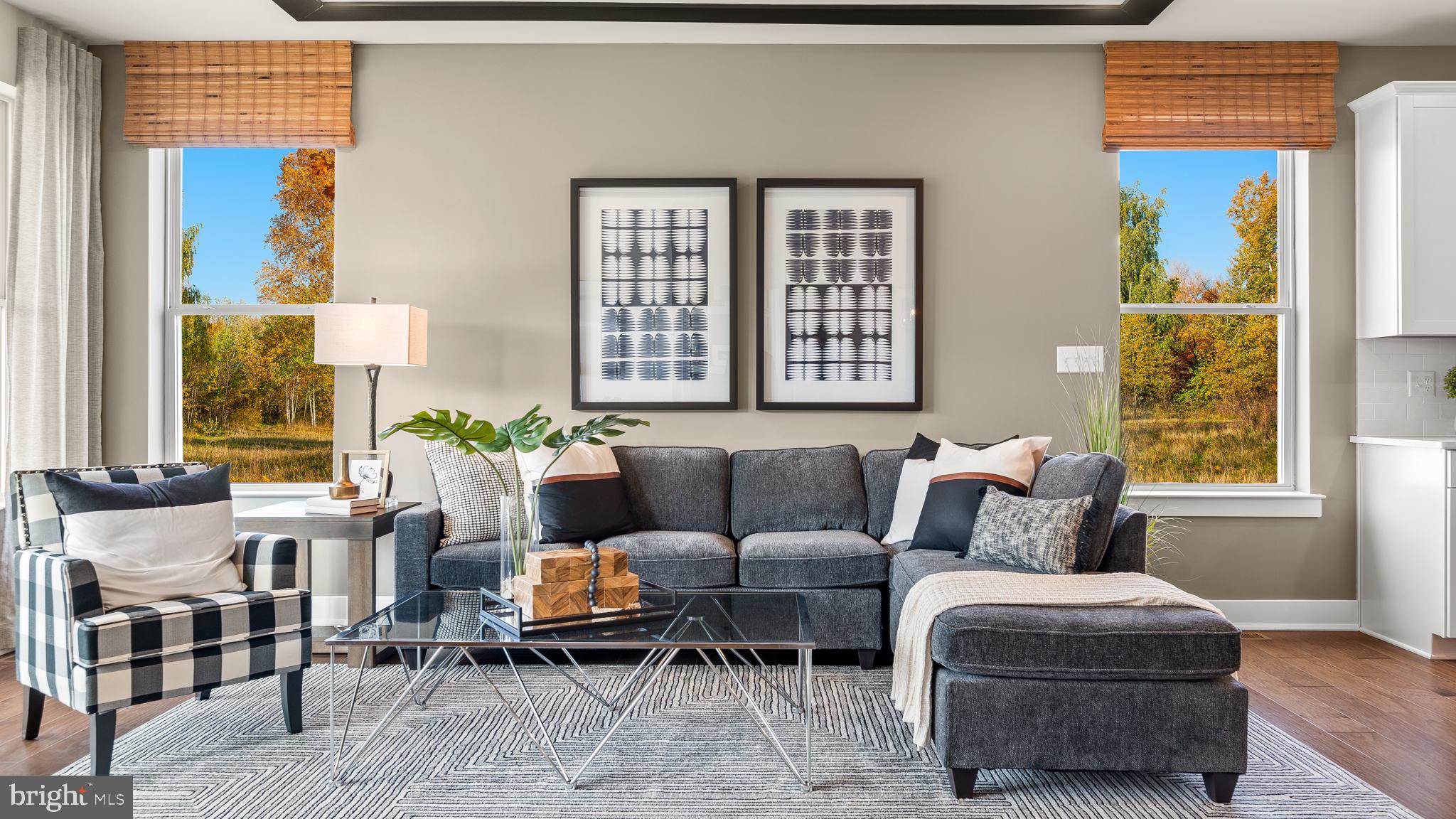 HILLVIEW - Residential