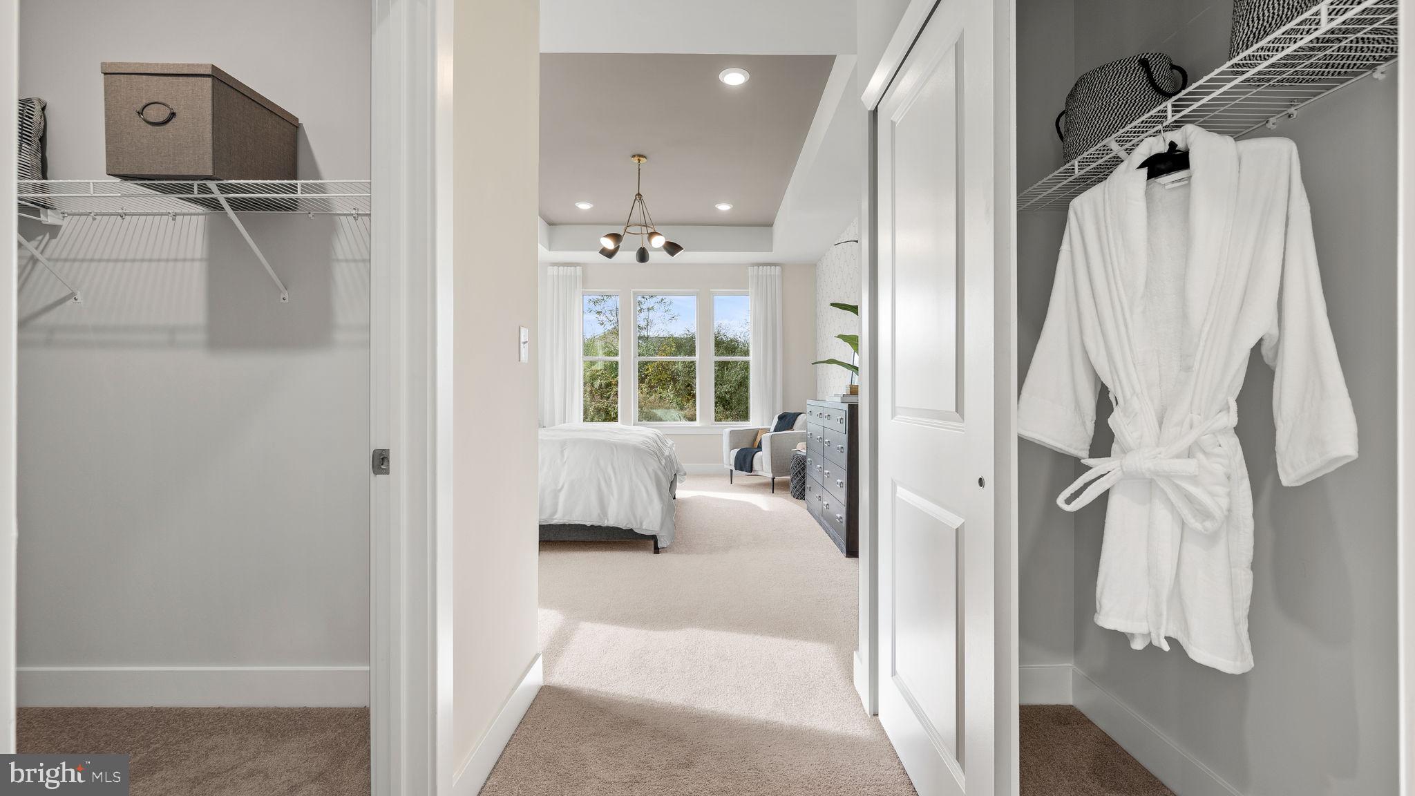 HILLVIEW - Residential