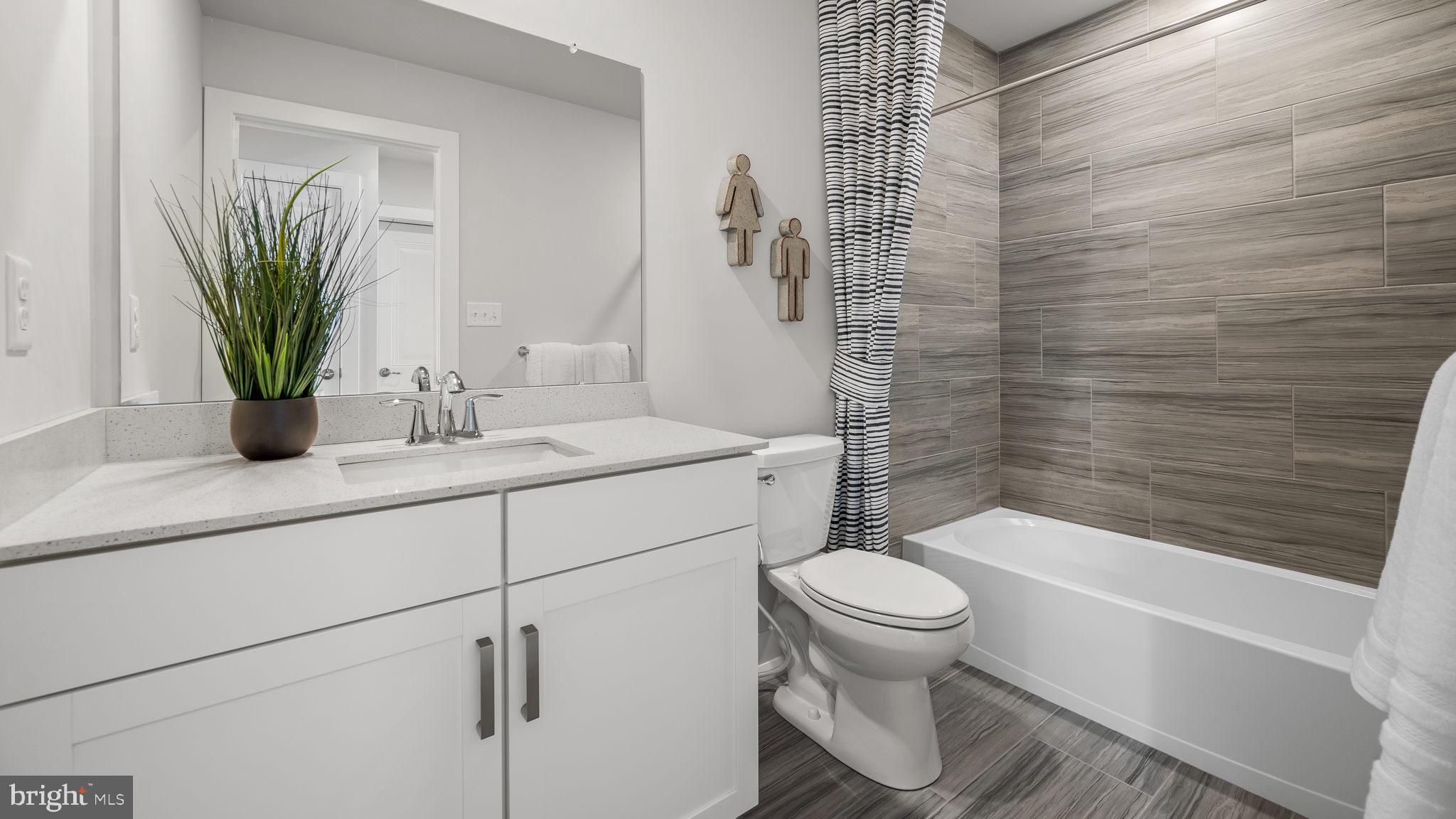 HILLVIEW - Residential