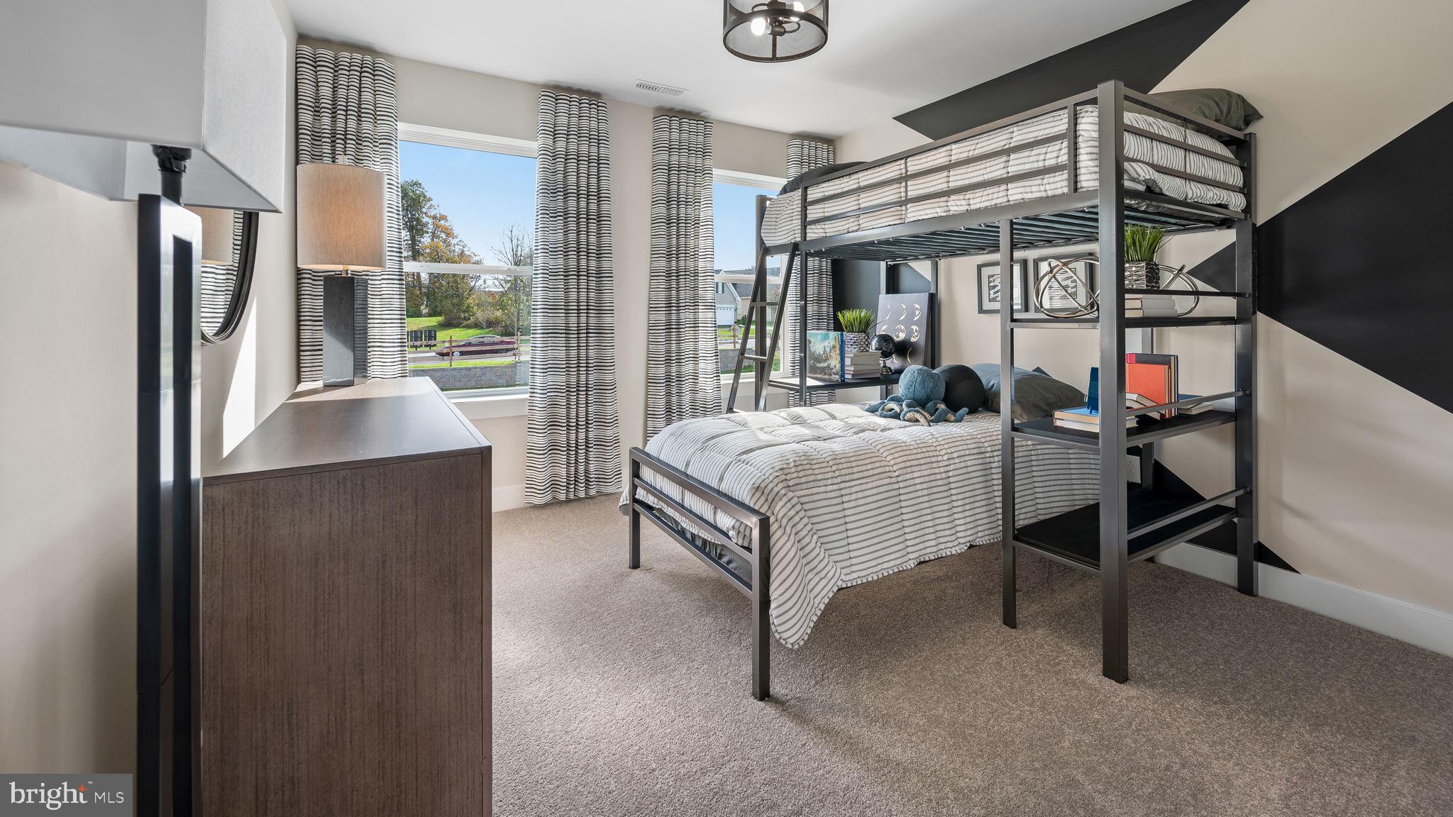 HILLVIEW - Residential