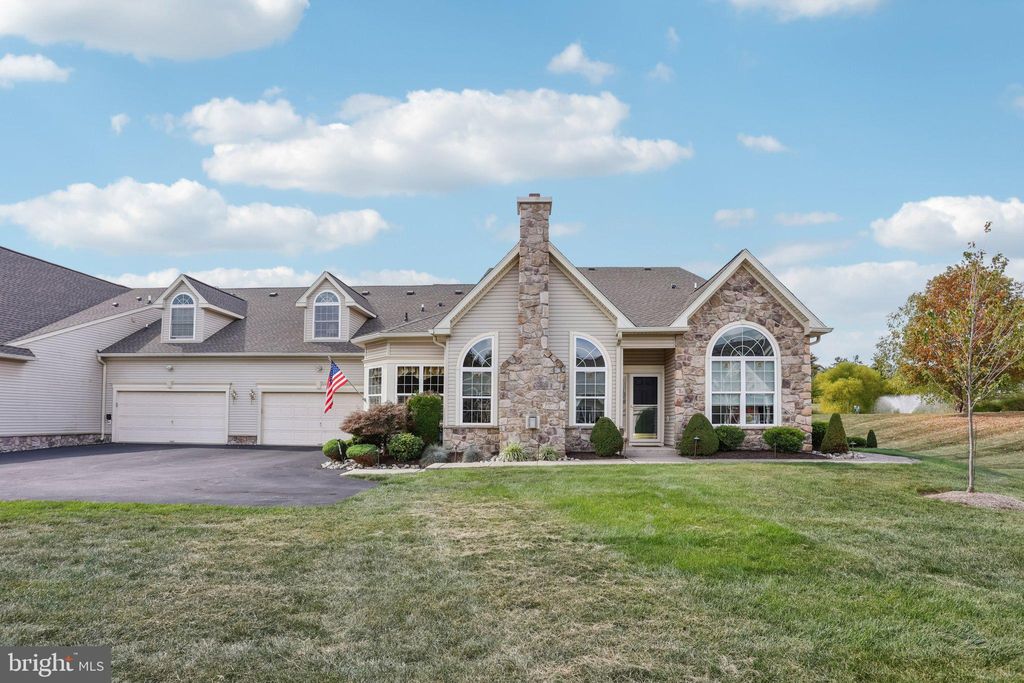 Photo of 100 Villa Drive, WARMINSTER, PA 18974 (MLS # PABU2107158)