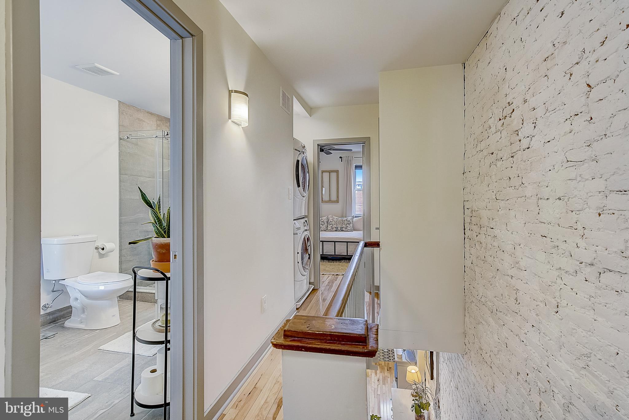 KENSINGTON - Residential