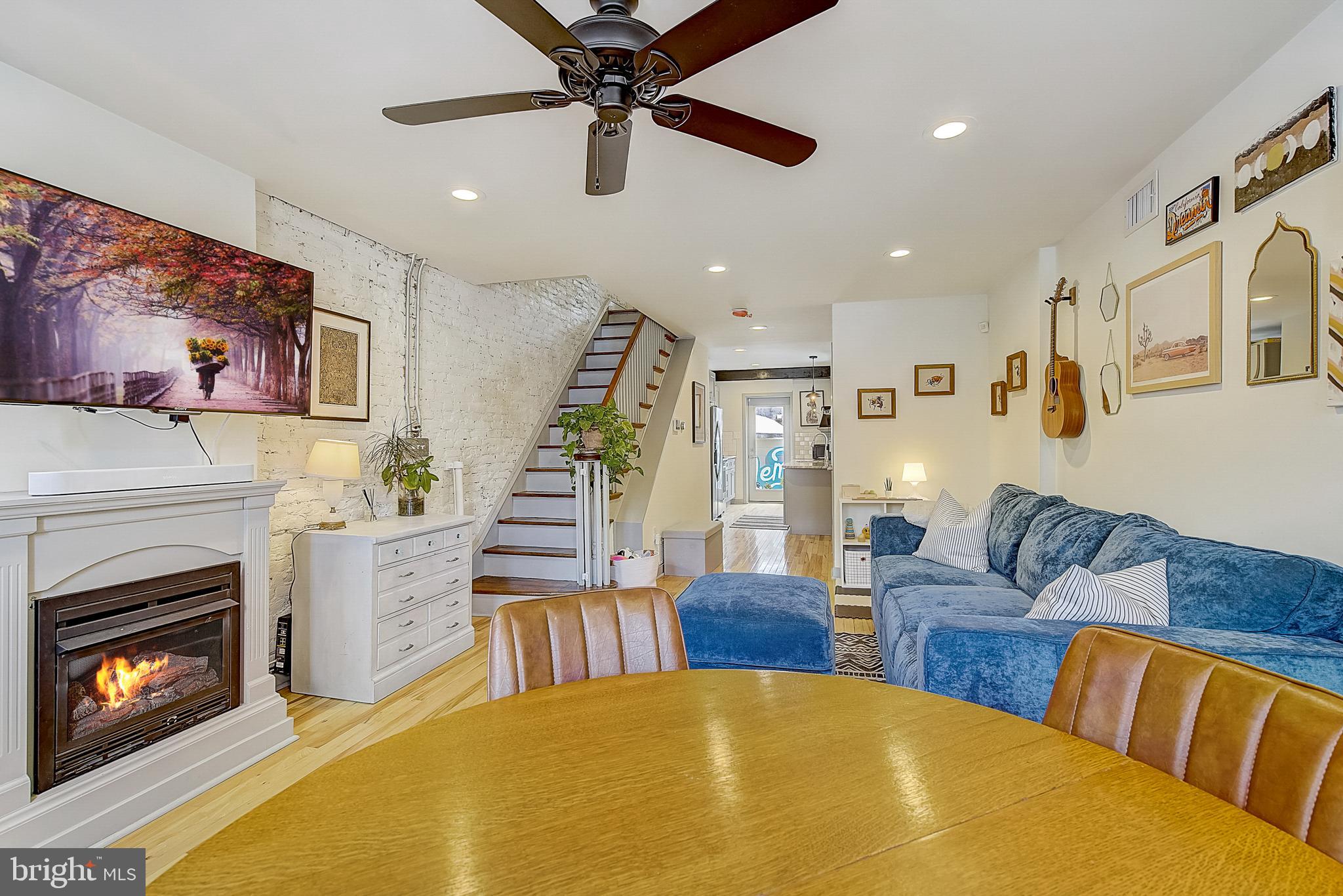 KENSINGTON - Residential