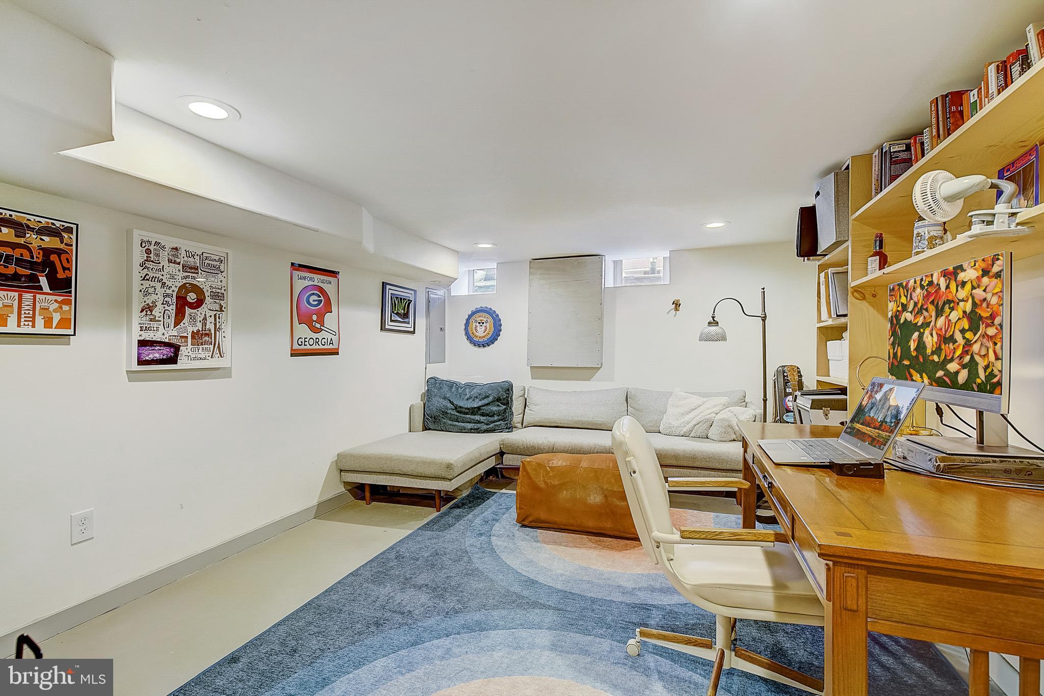 KENSINGTON - Residential