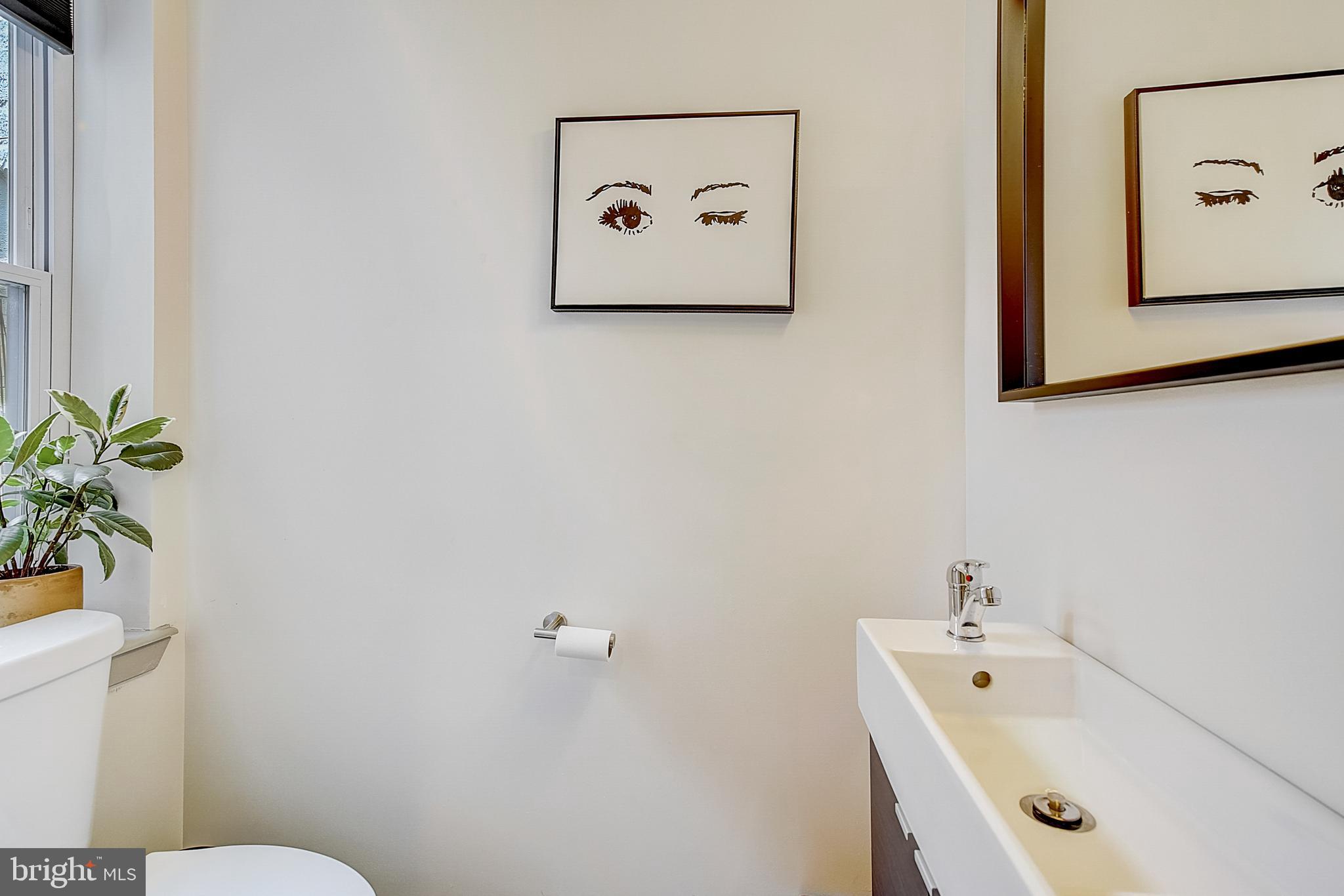 KENSINGTON - Residential