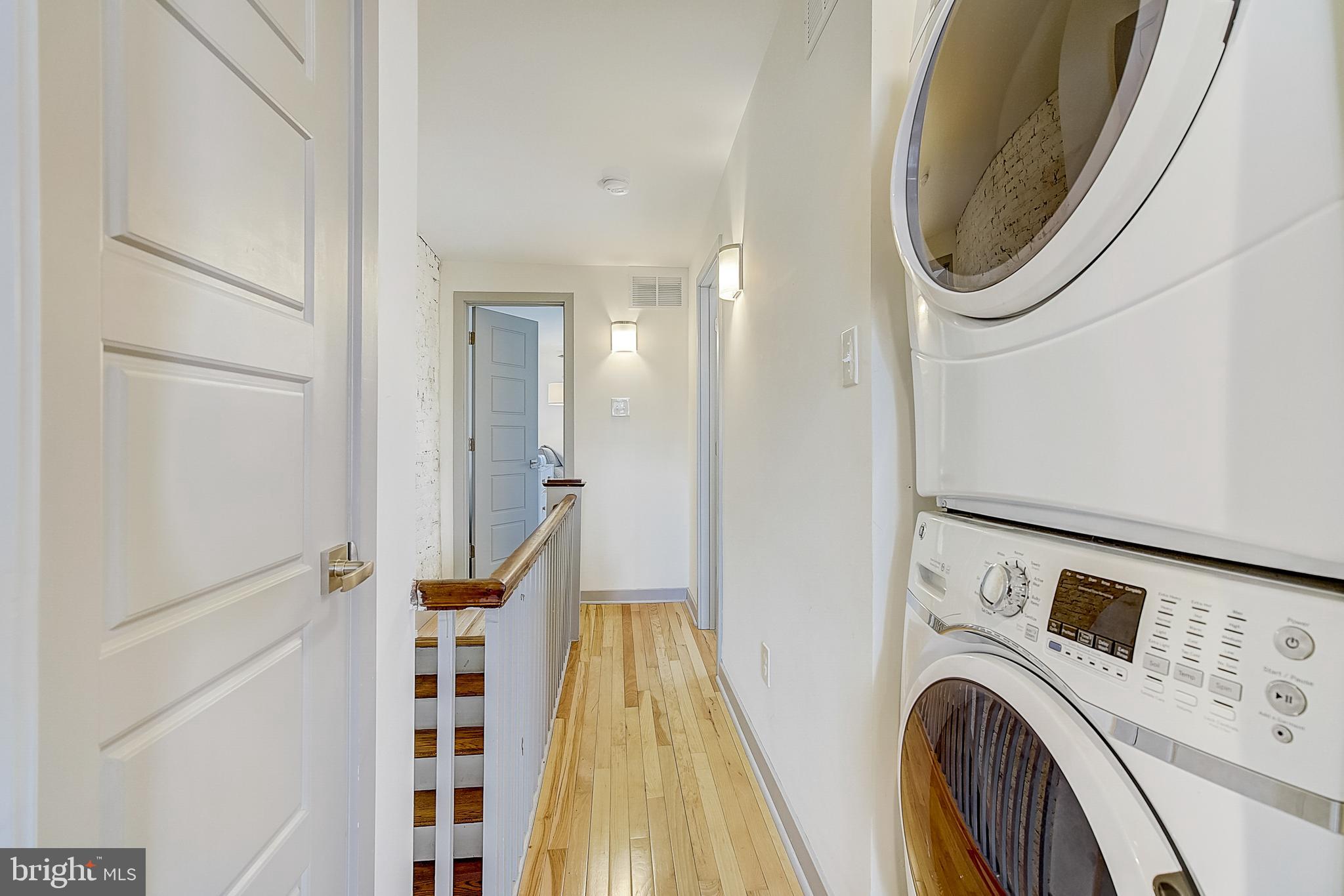 KENSINGTON - Residential