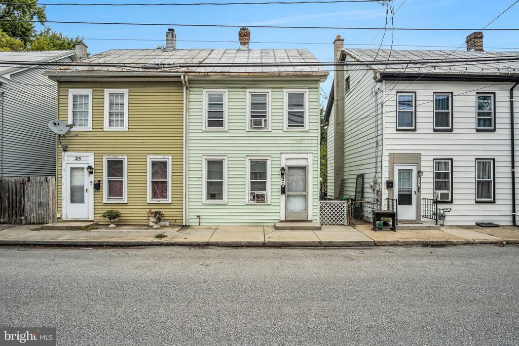Photo of 27 S Spring Garden Street, CARLISLE, PA 17013 (MLS # PACB2046736)