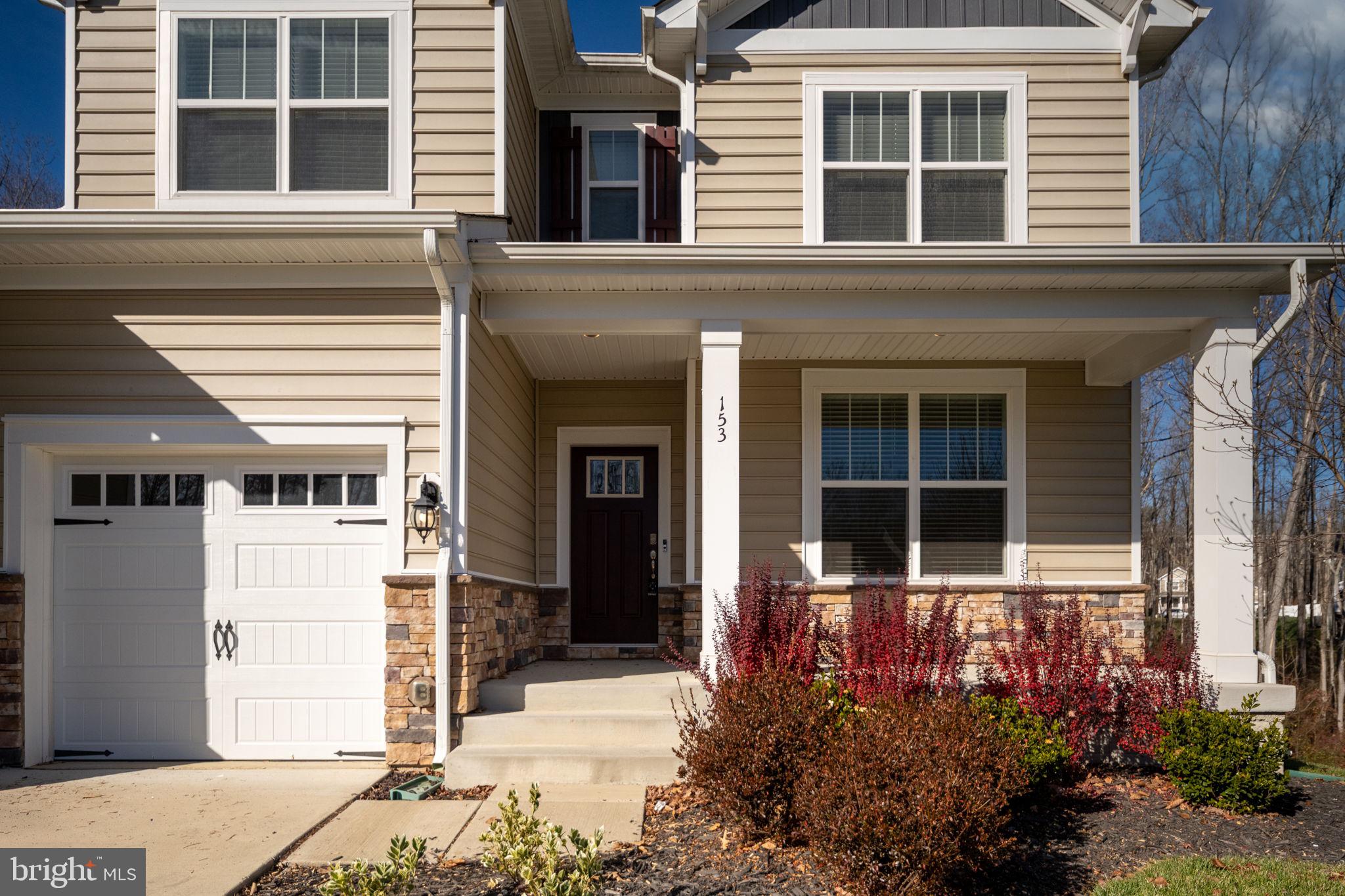 153 HOLLYCREST PLACE