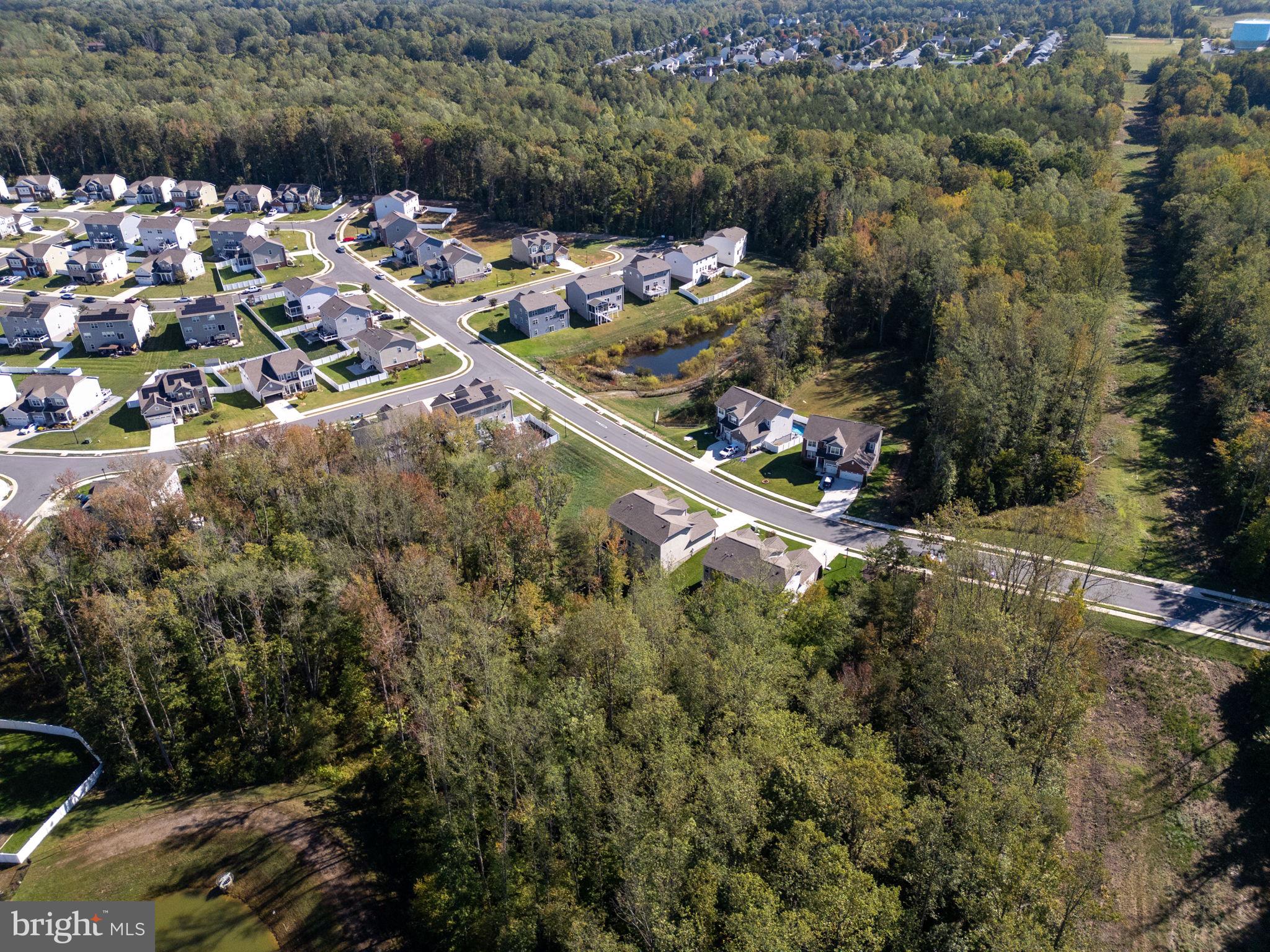 SHELTON KNOLLS - Residential