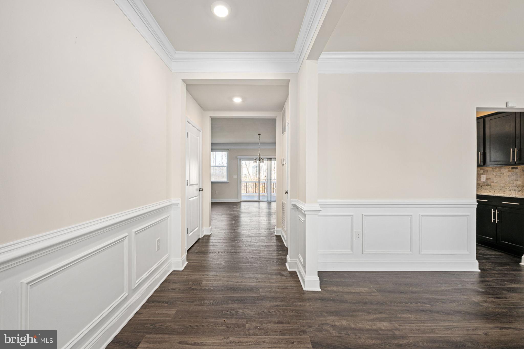 SHELTON KNOLLS - Residential