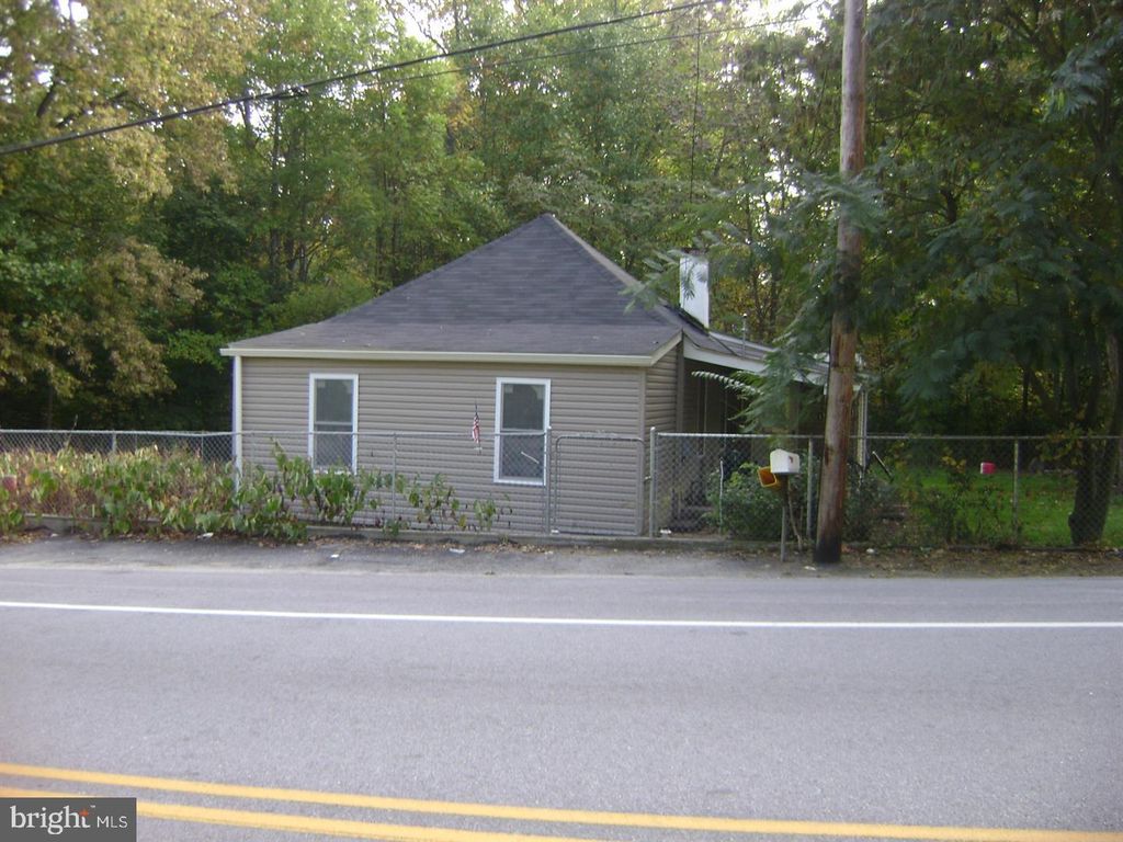 Photo of 5445 N George Street Extension, MANCHESTER, PA 17345 (MLS # PAYK2090816)