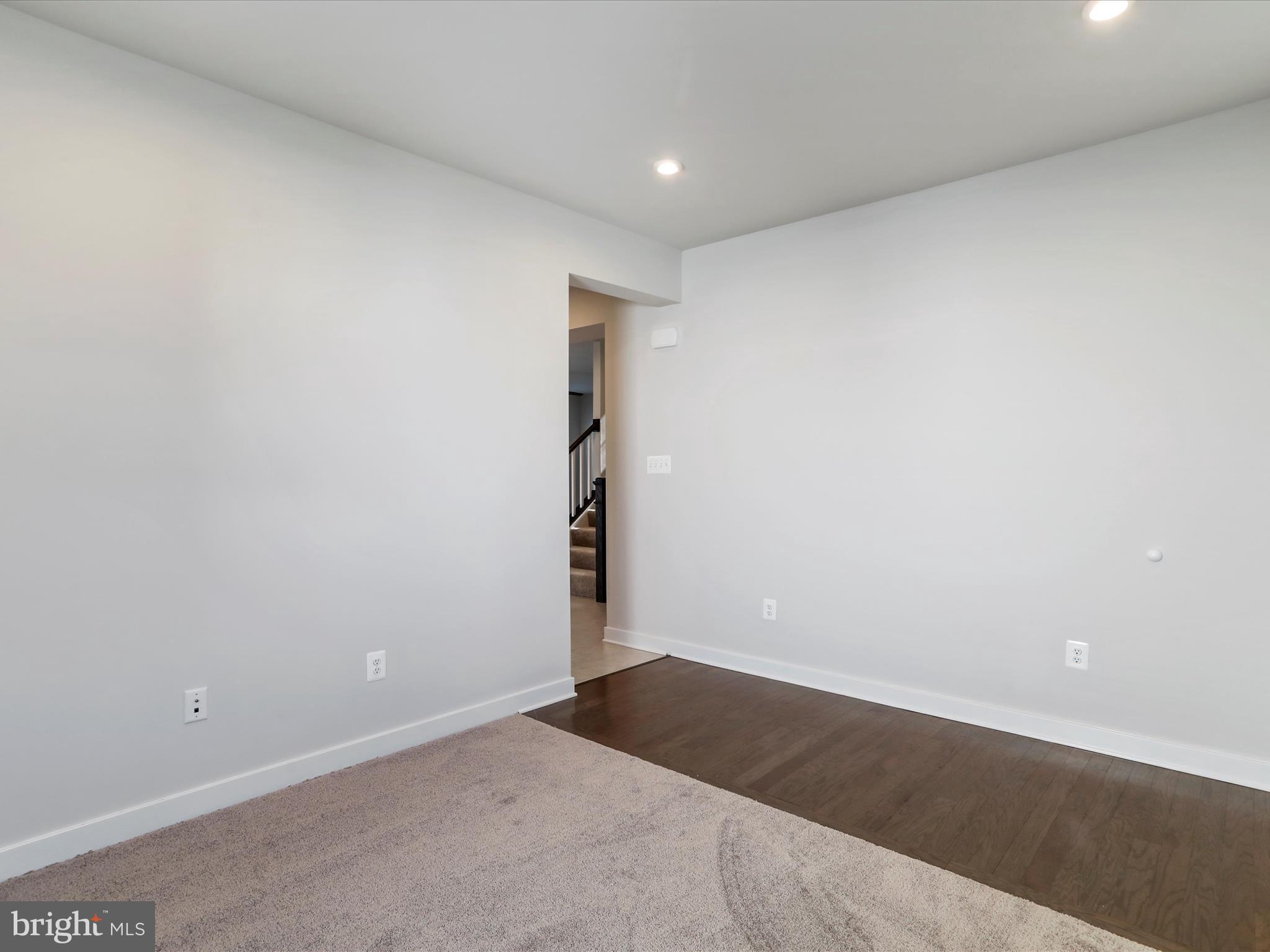 POTOMAC STATION - Residential