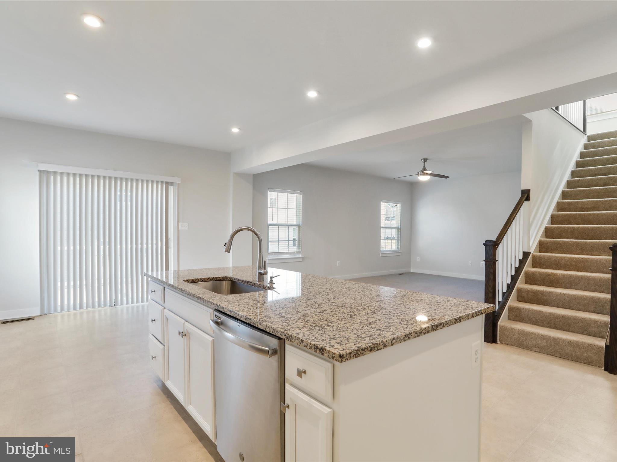 POTOMAC STATION - Residential