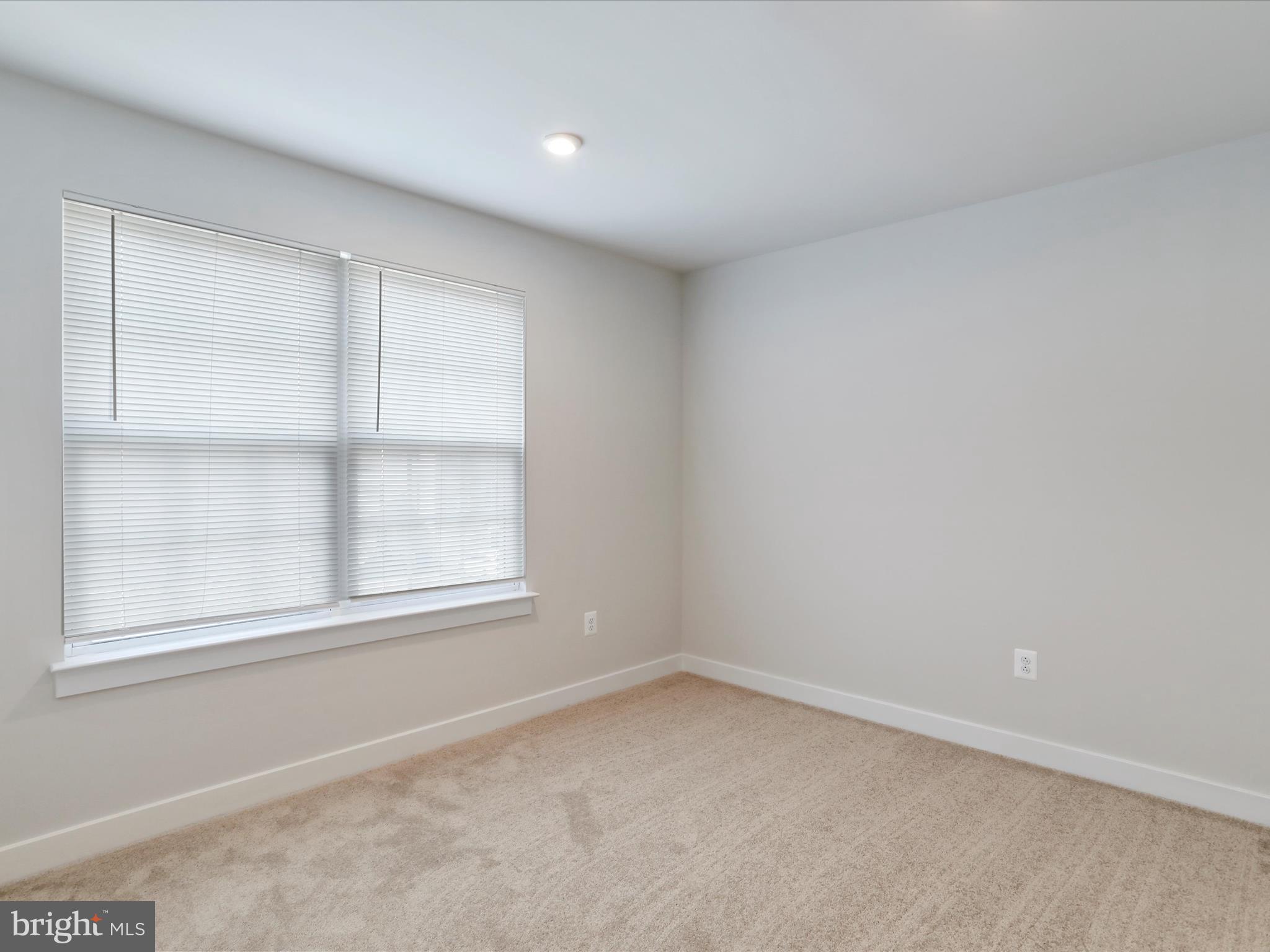 POTOMAC STATION - Residential