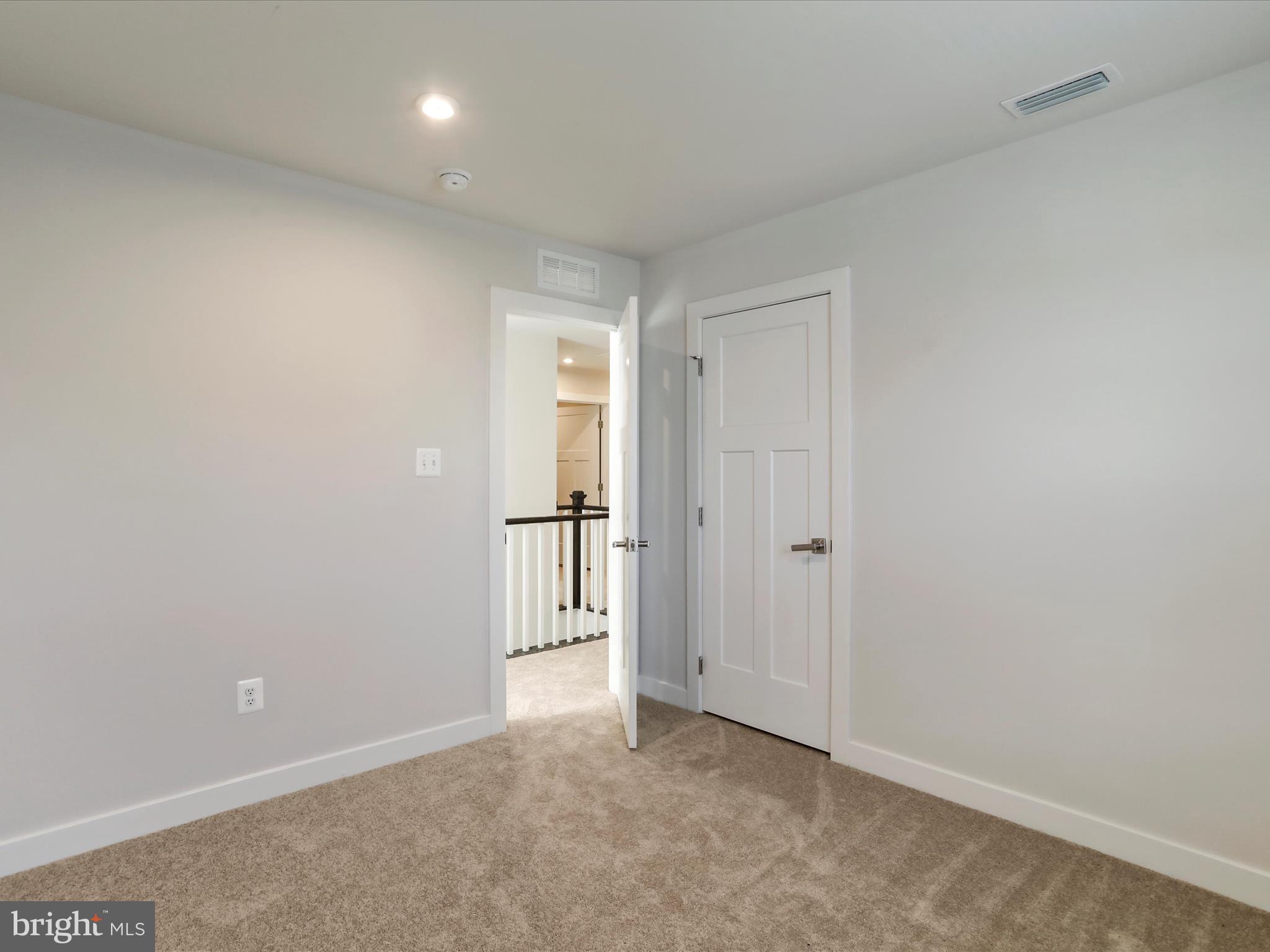 POTOMAC STATION - Residential