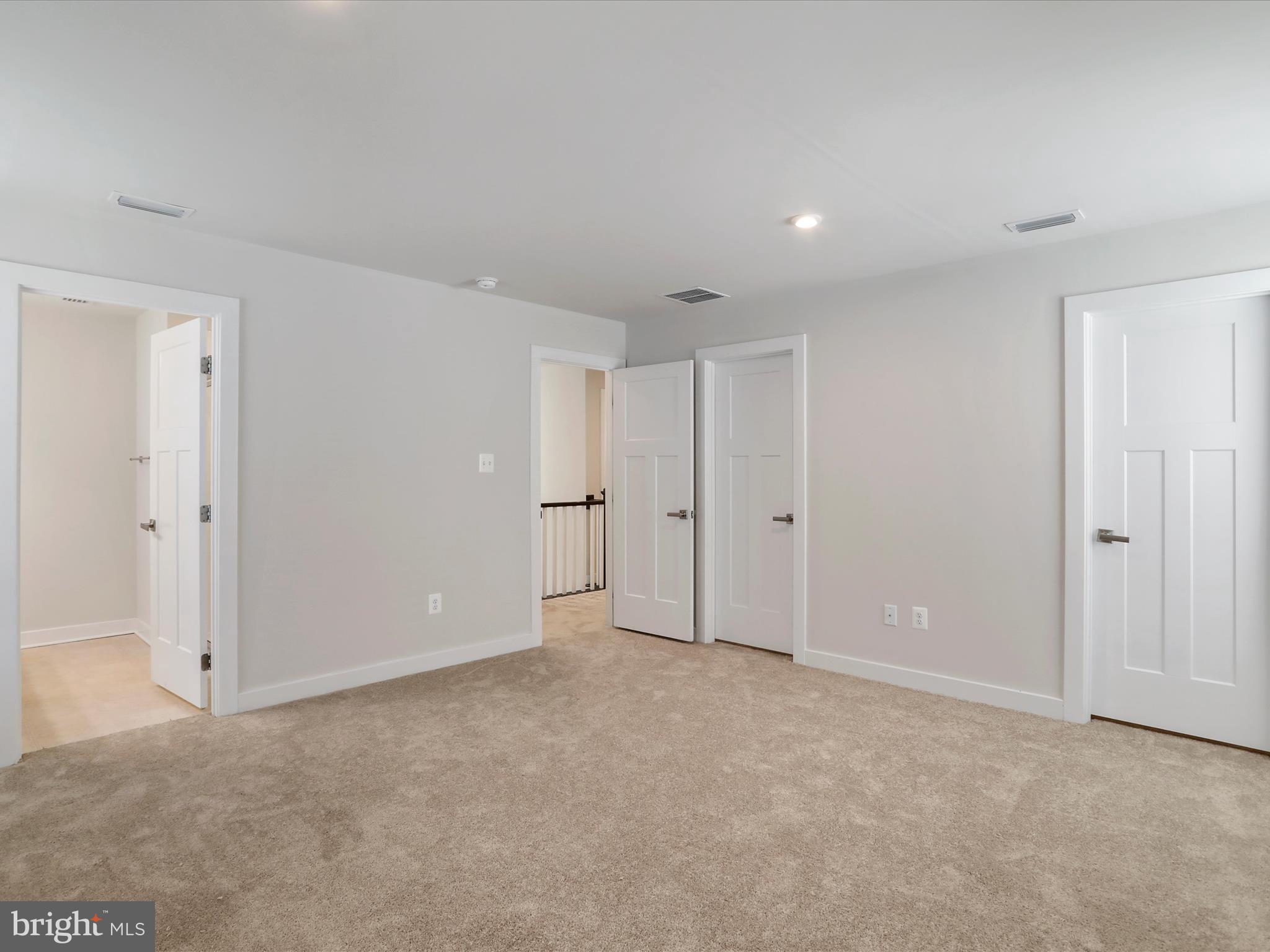 POTOMAC STATION - Residential