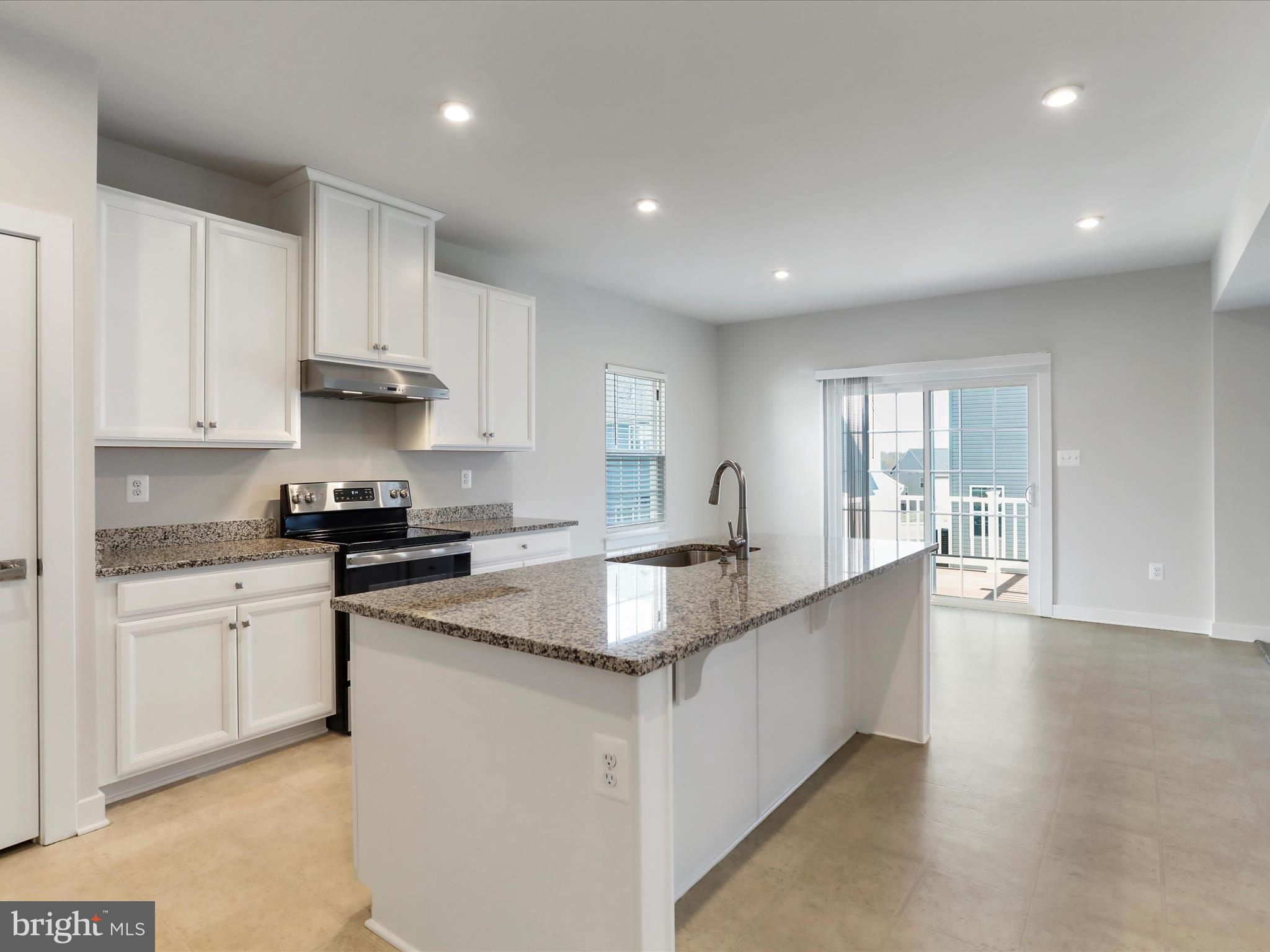 POTOMAC STATION - Residential