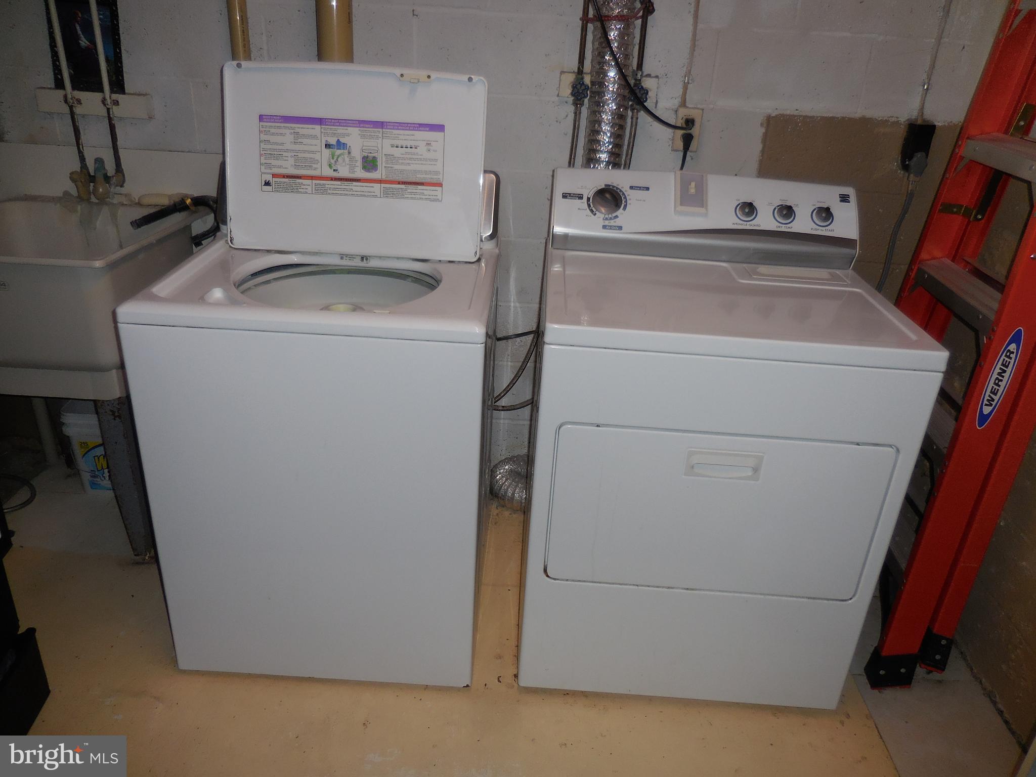 HAZELWOOD VILLAGE - Residential