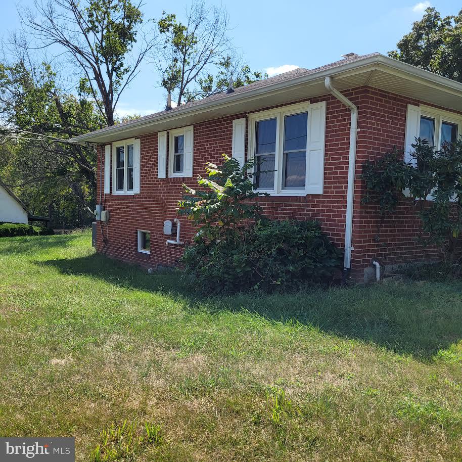 NONE AVAILABLE - Residential Lease