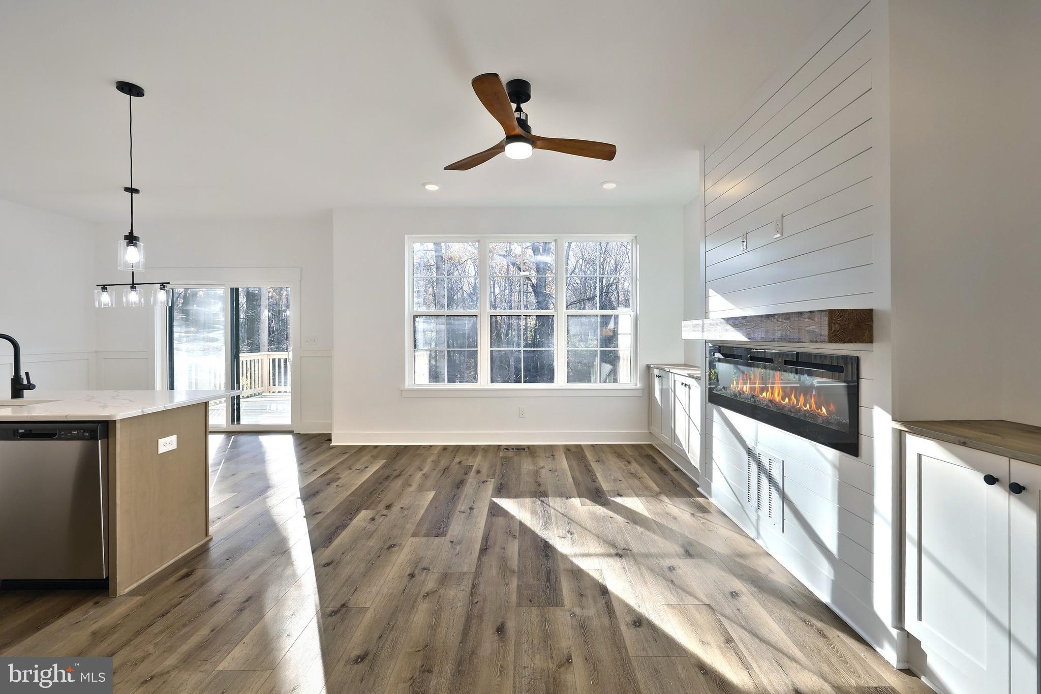 1024 TRINITY ROAD TOWNHOME